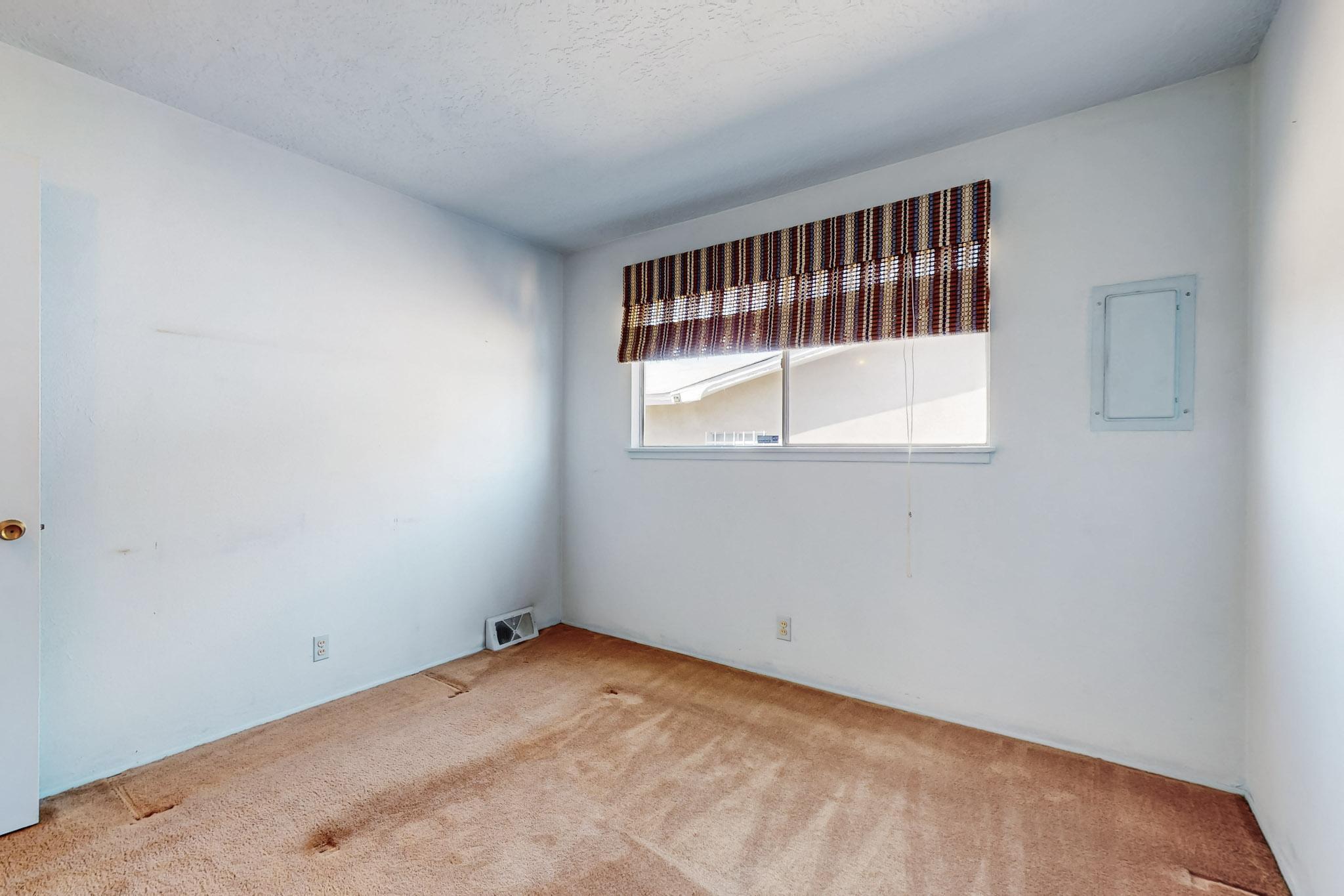 10129 MESA ARRIBA Avenue NE