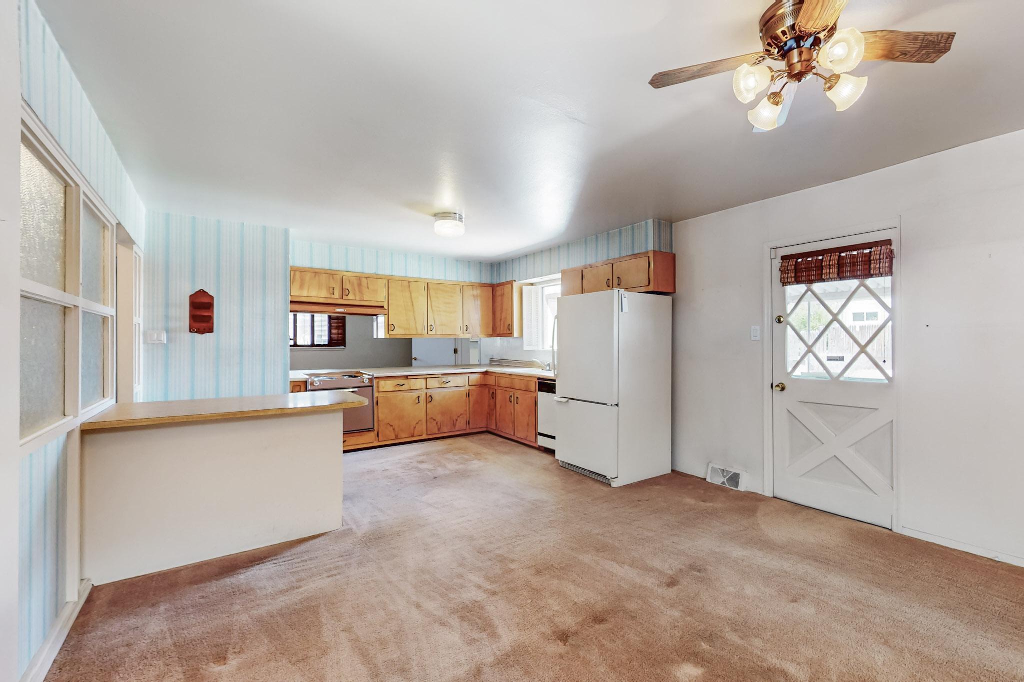 10129 MESA ARRIBA Avenue NE
