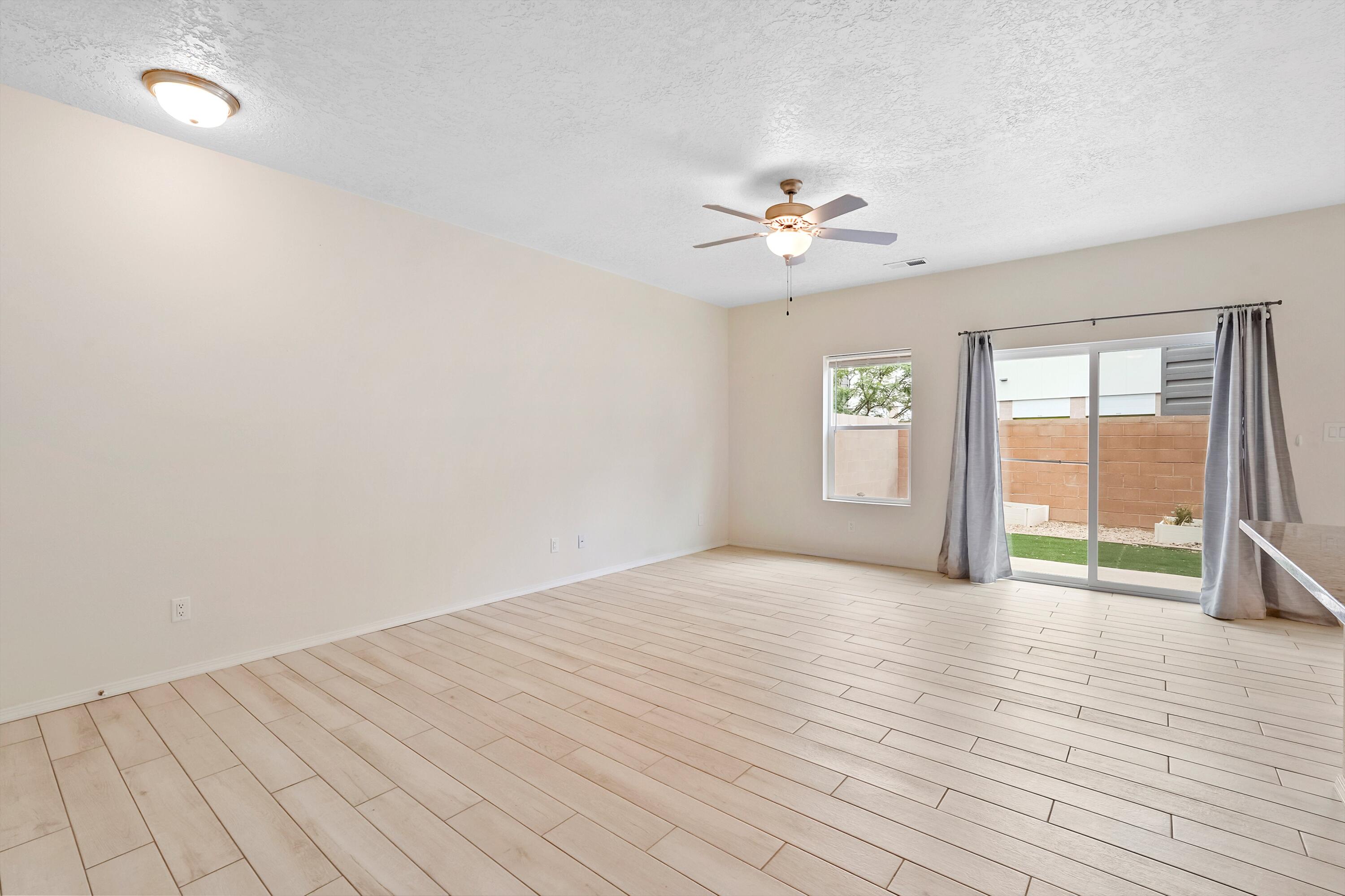 5713 PINNACLE PEAK Court NW