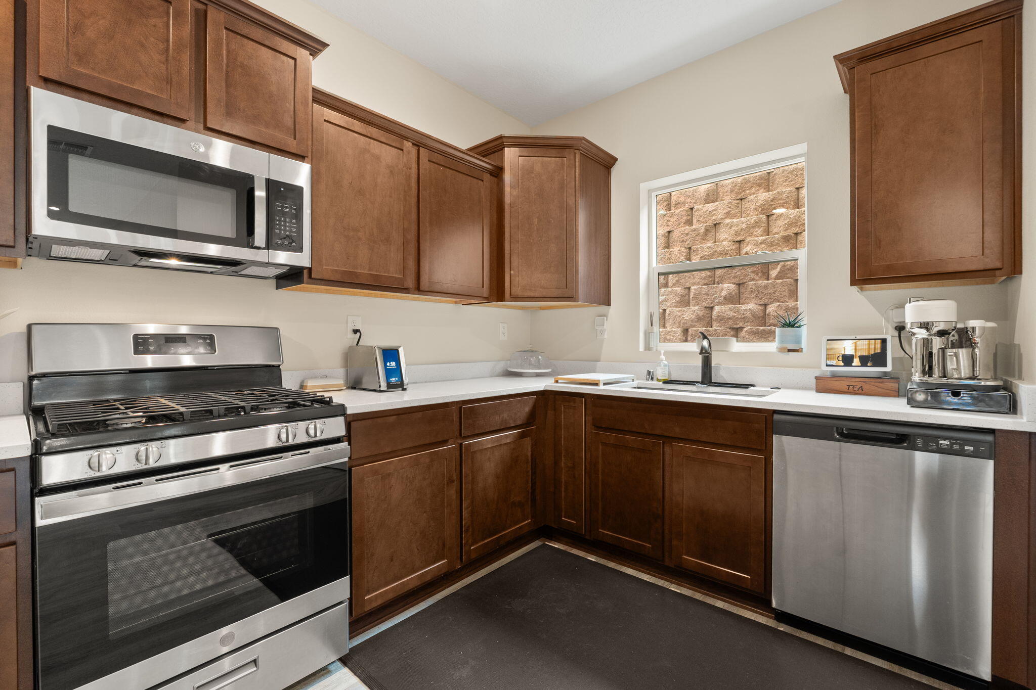 13605 Covered Wagon Avenue SE