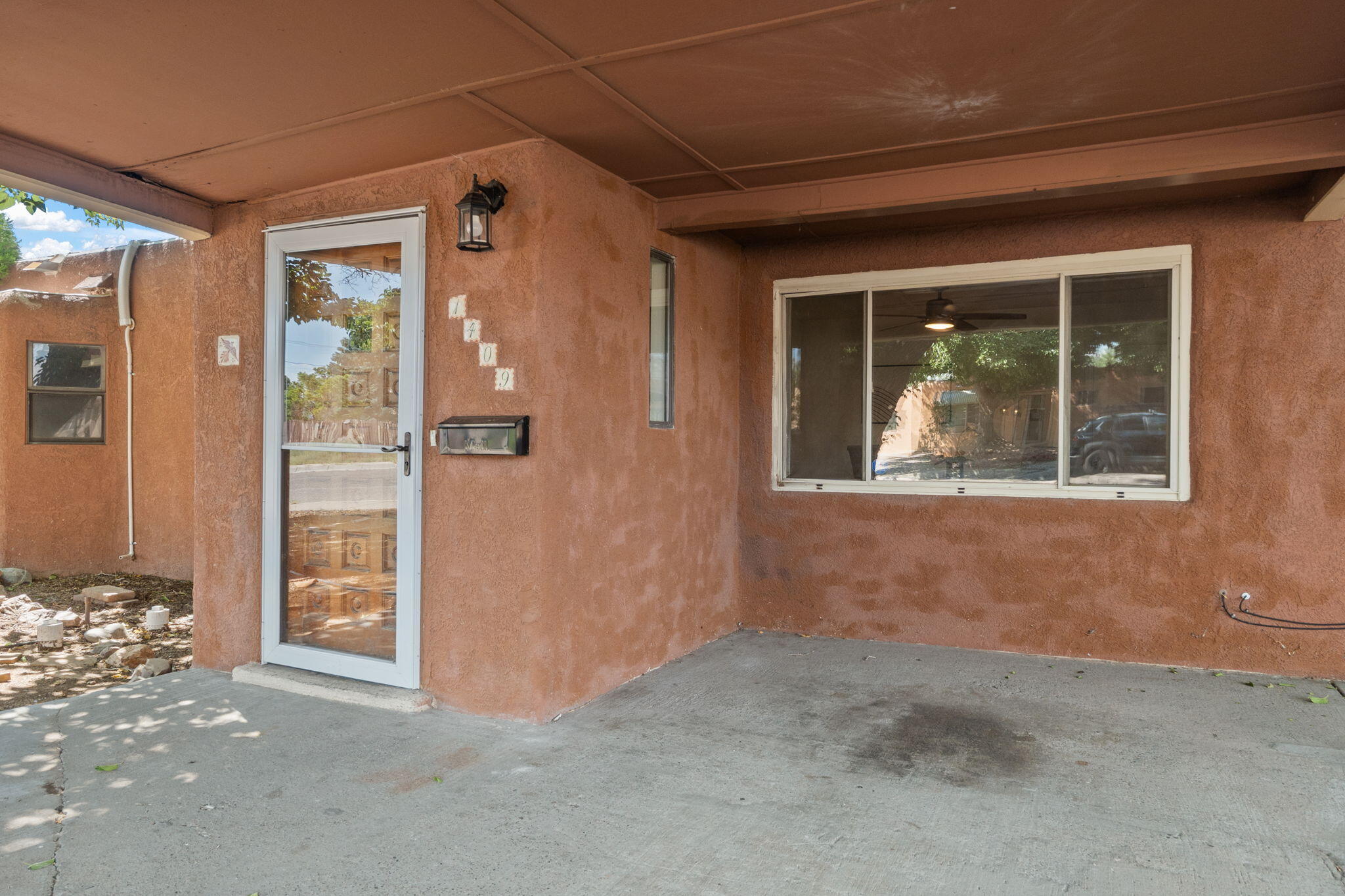 1409 GLORIETA Street NE