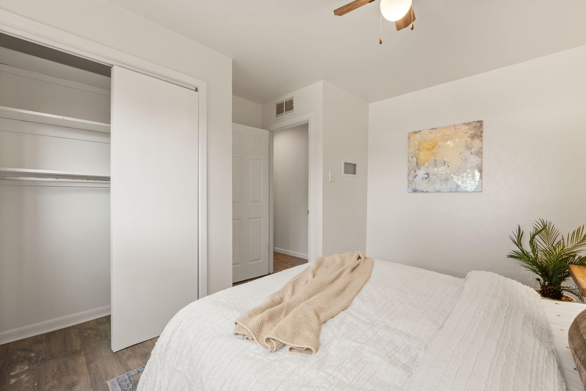 1409 GLORIETA Street NE