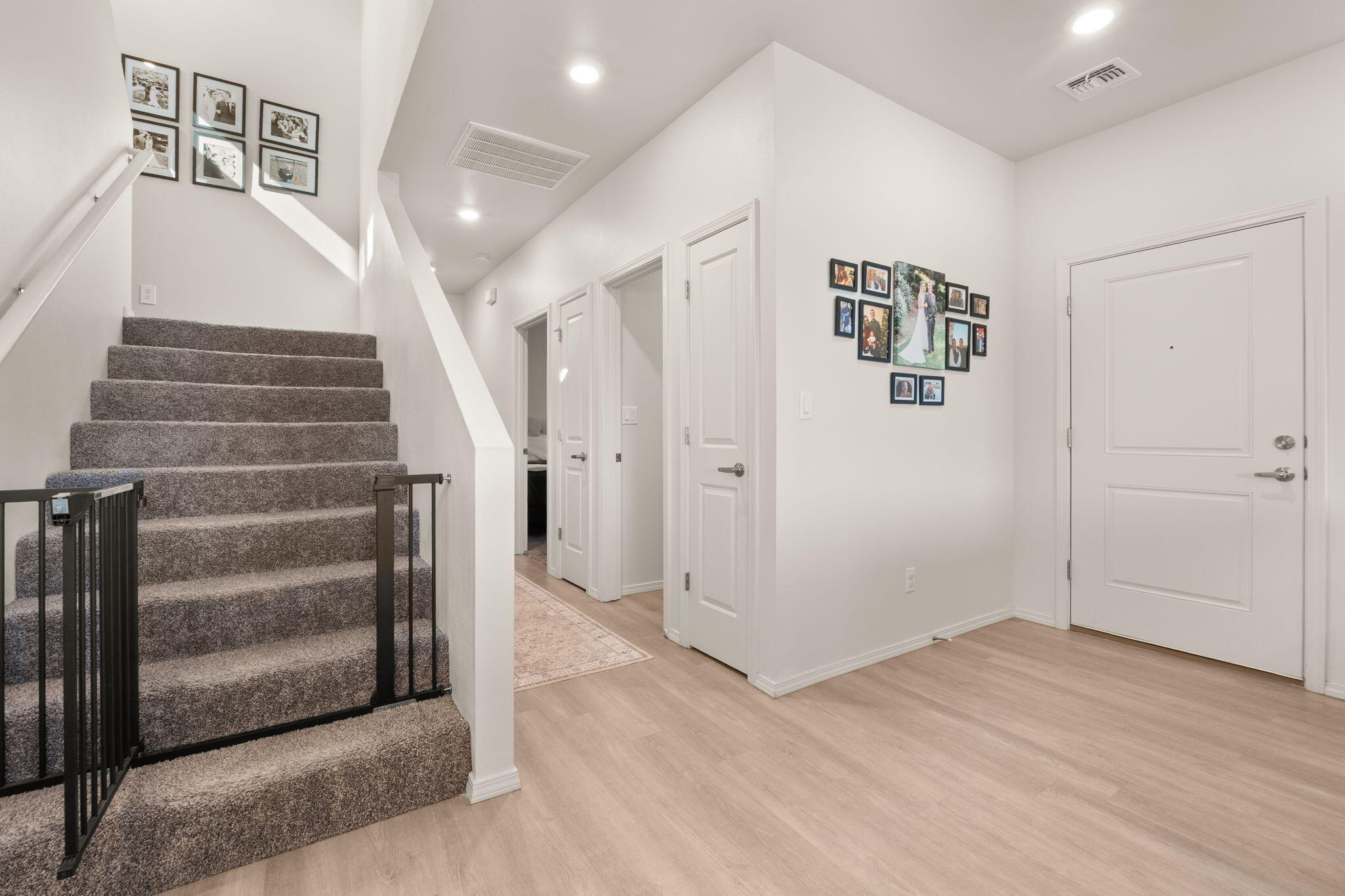 1260 TIERRA VERDE Loop