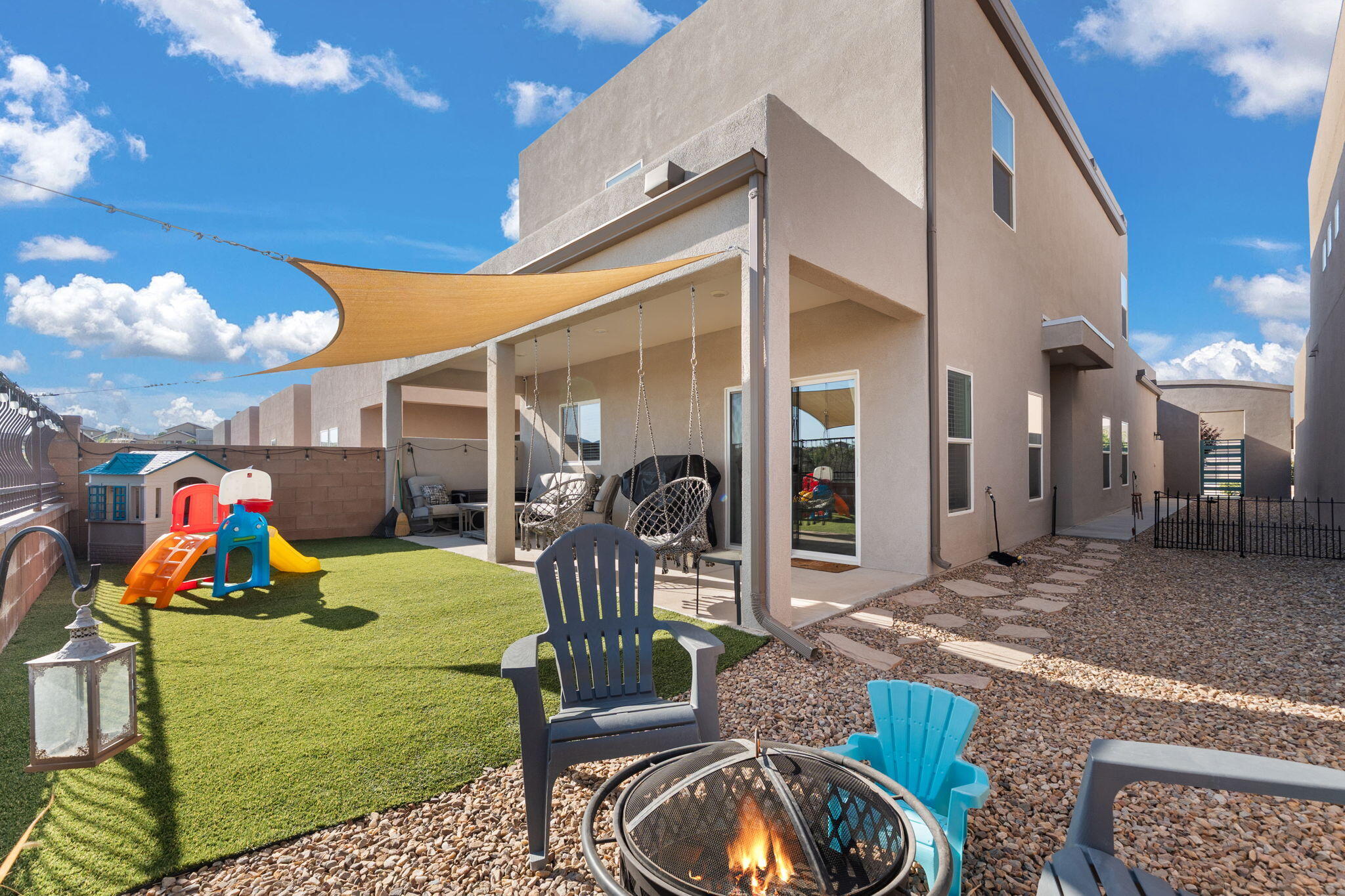 1260 TIERRA VERDE Loop