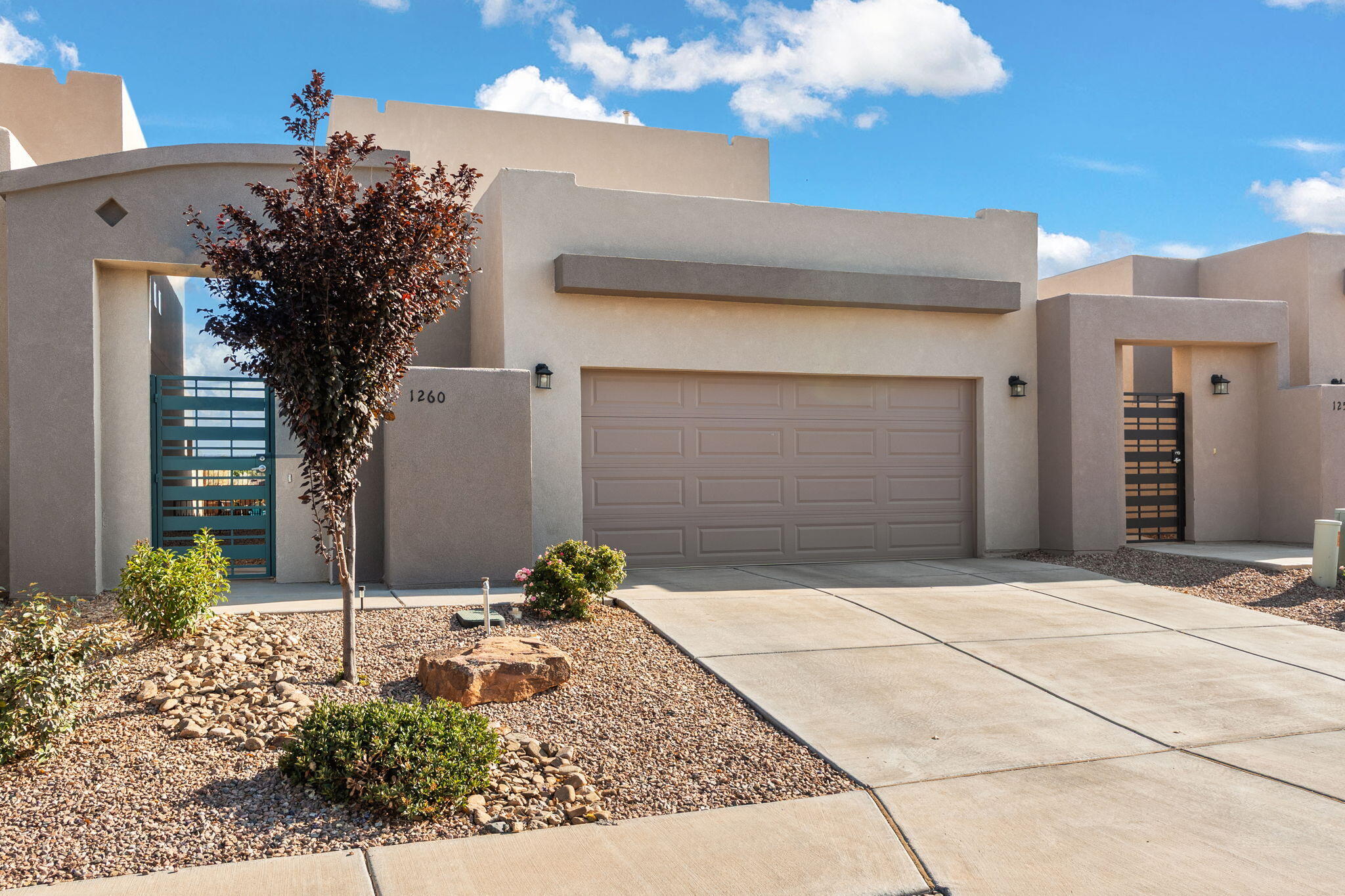 1260 TIERRA VERDE Loop