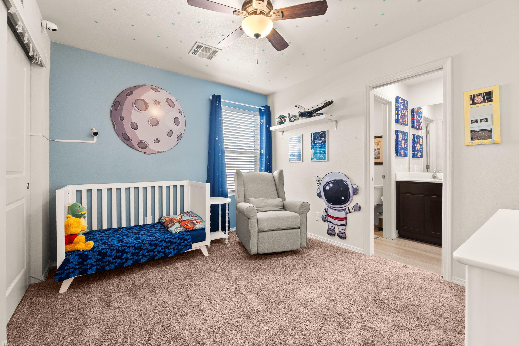 1260 TIERRA VERDE Loop