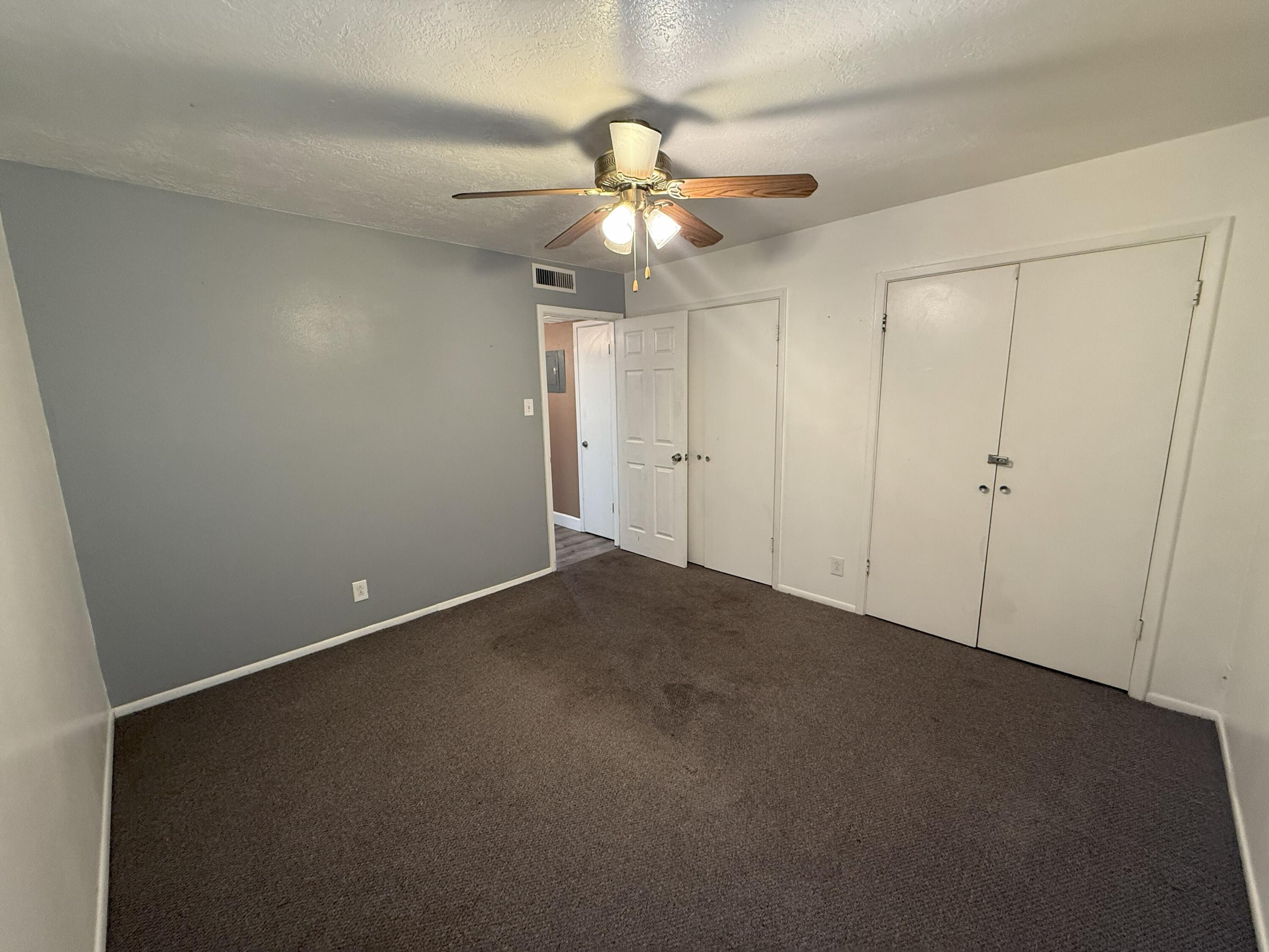 4601 CARLISLE Boulevard NE
