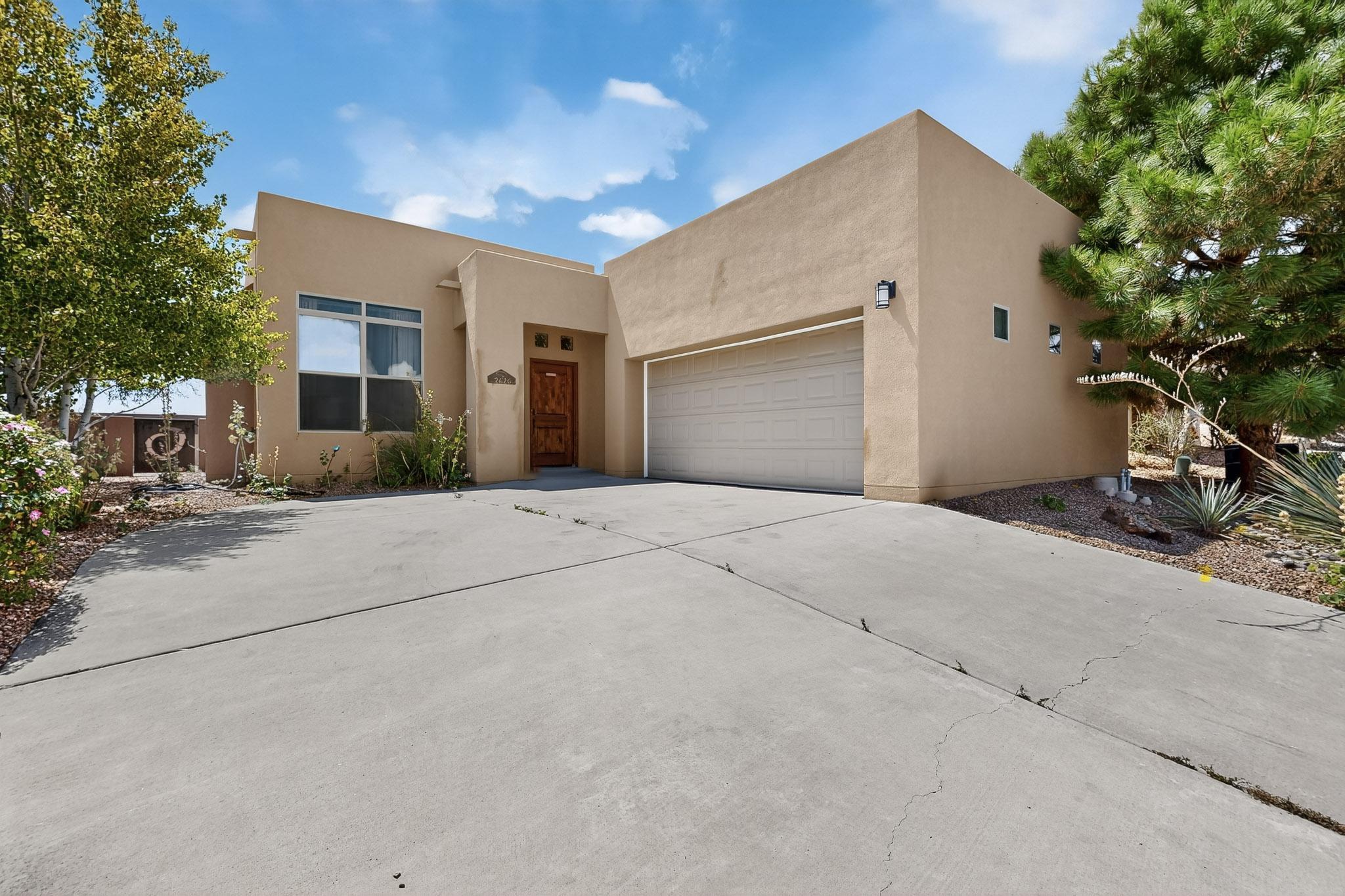 2626 Redondo Santa Fe