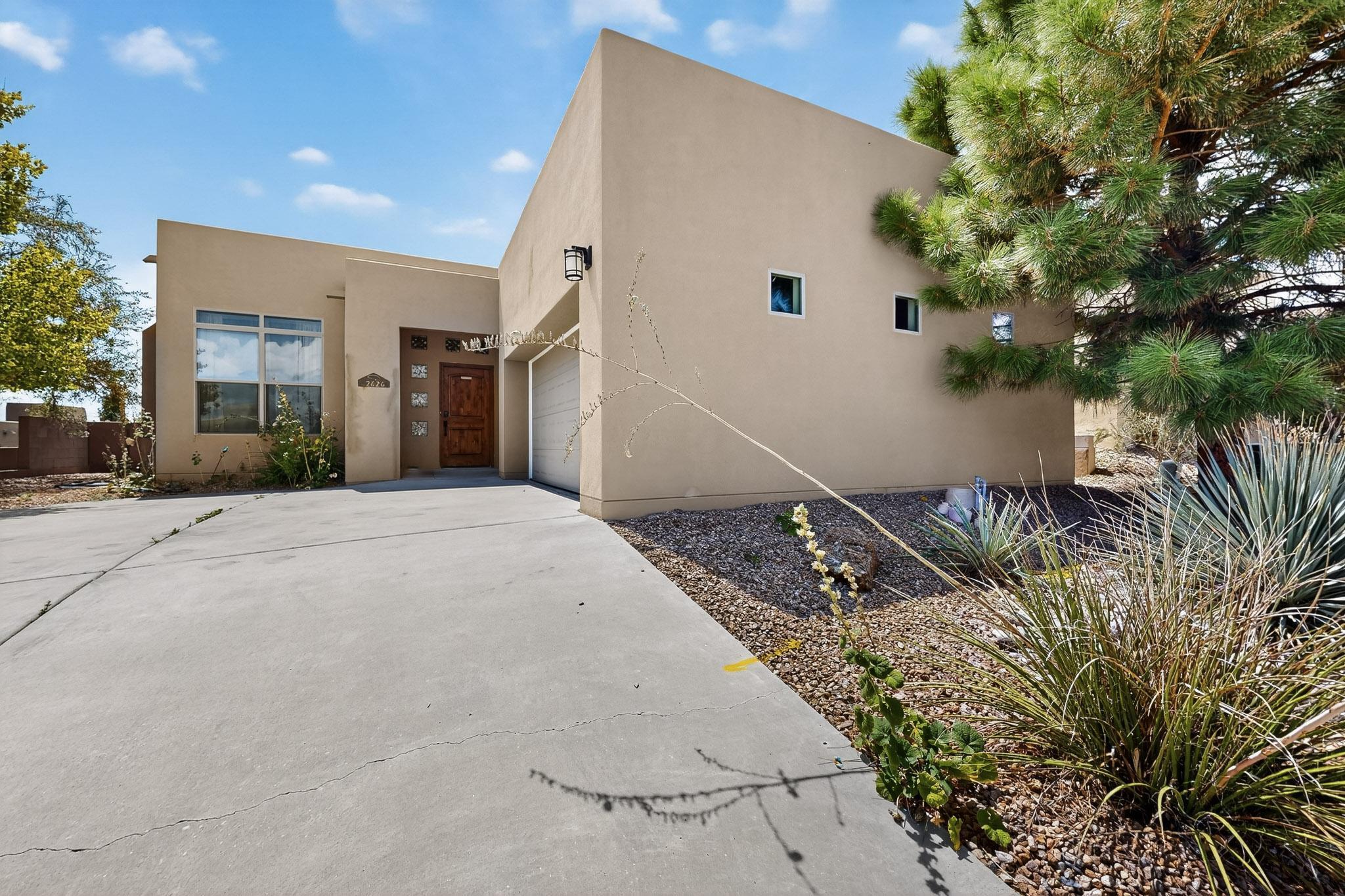 2626 Redondo Santa Fe