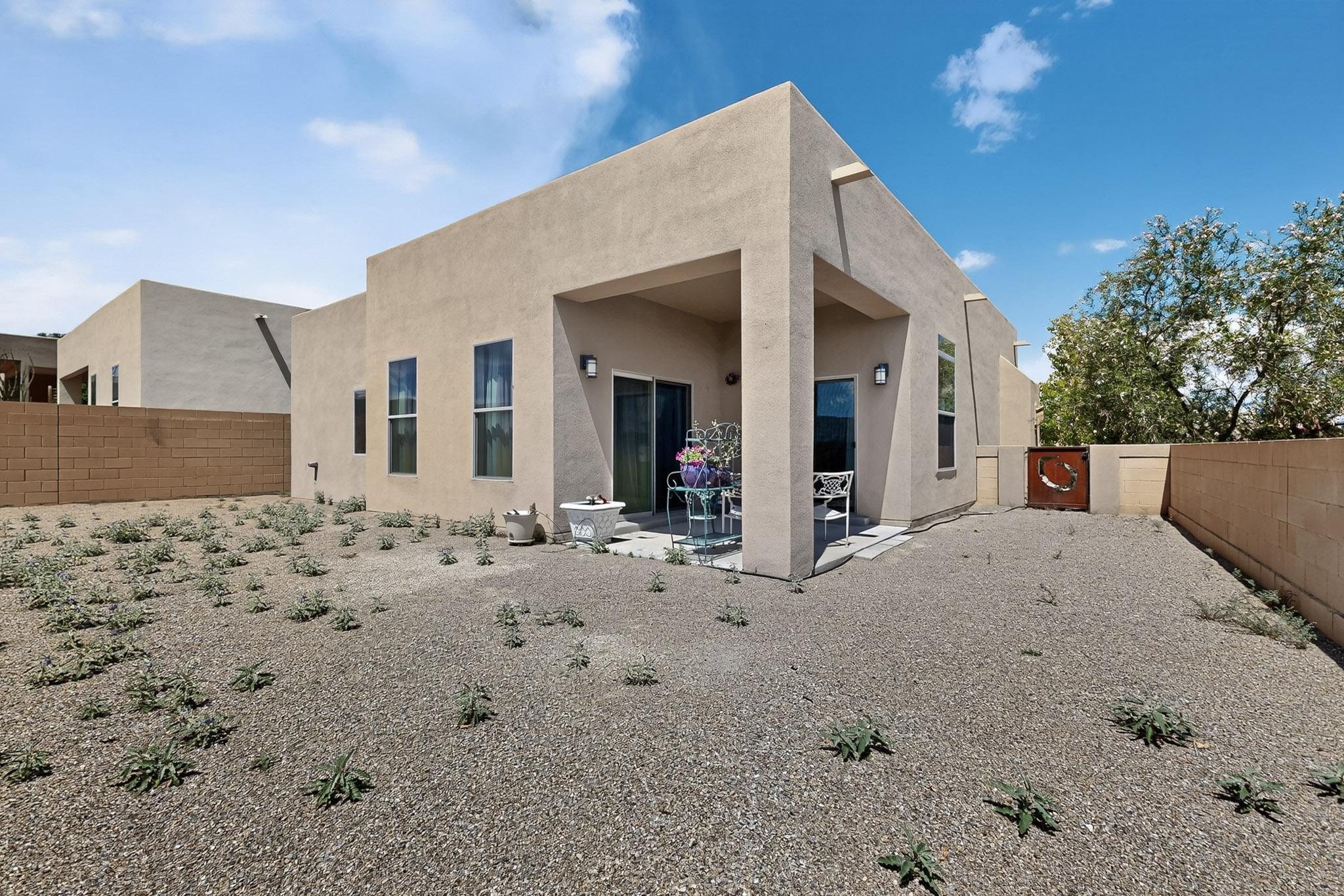 2626 Redondo Santa Fe