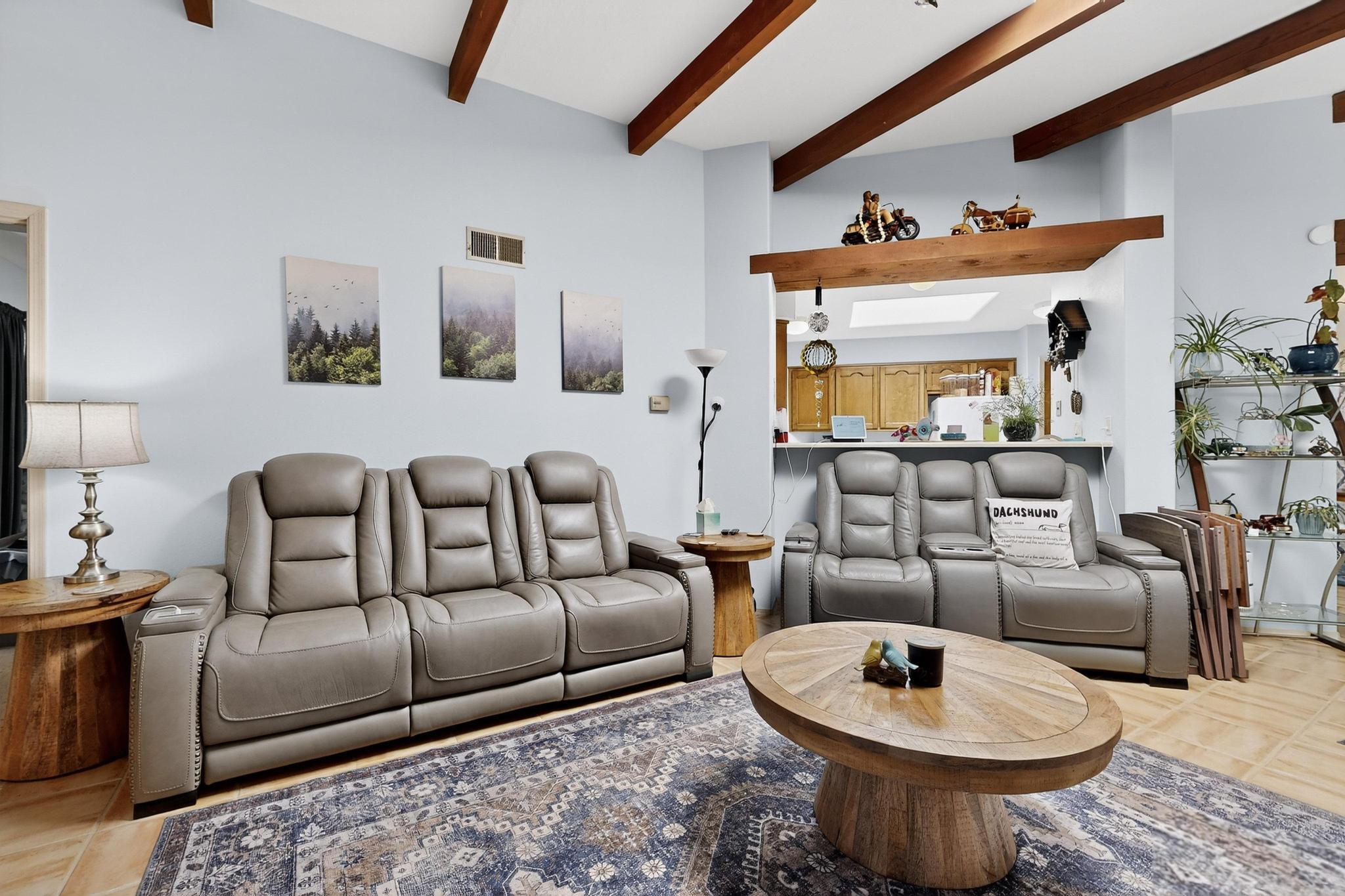 2828 DON PANCHO Road NW