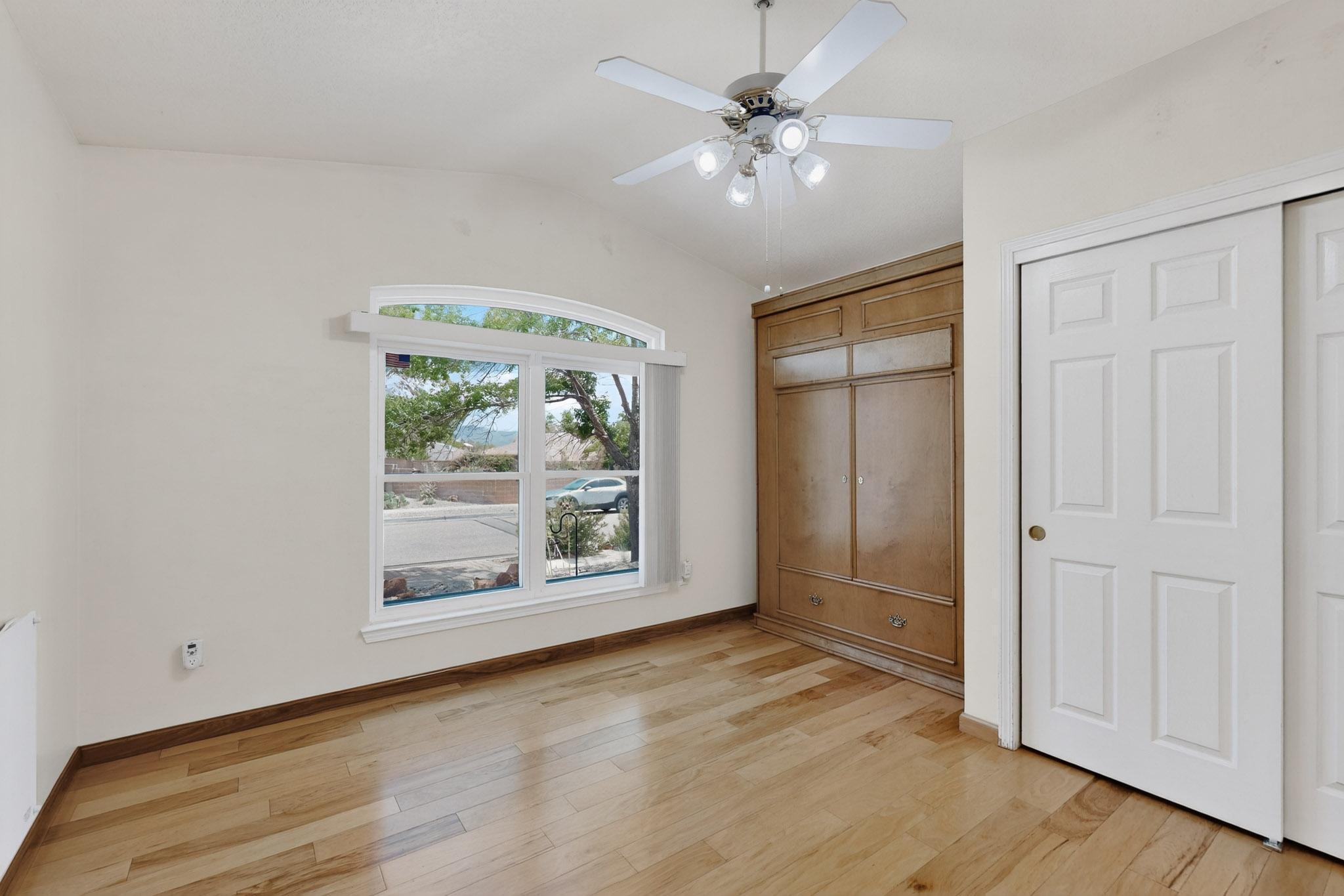 4333 SNOW HEIGHTS Circle SE