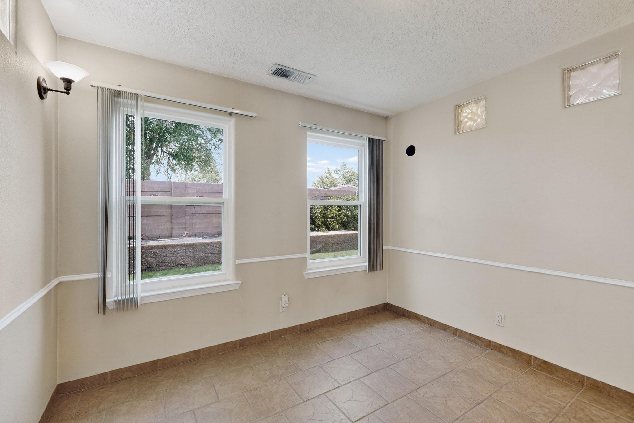 4333 SNOW HEIGHTS Circle SE