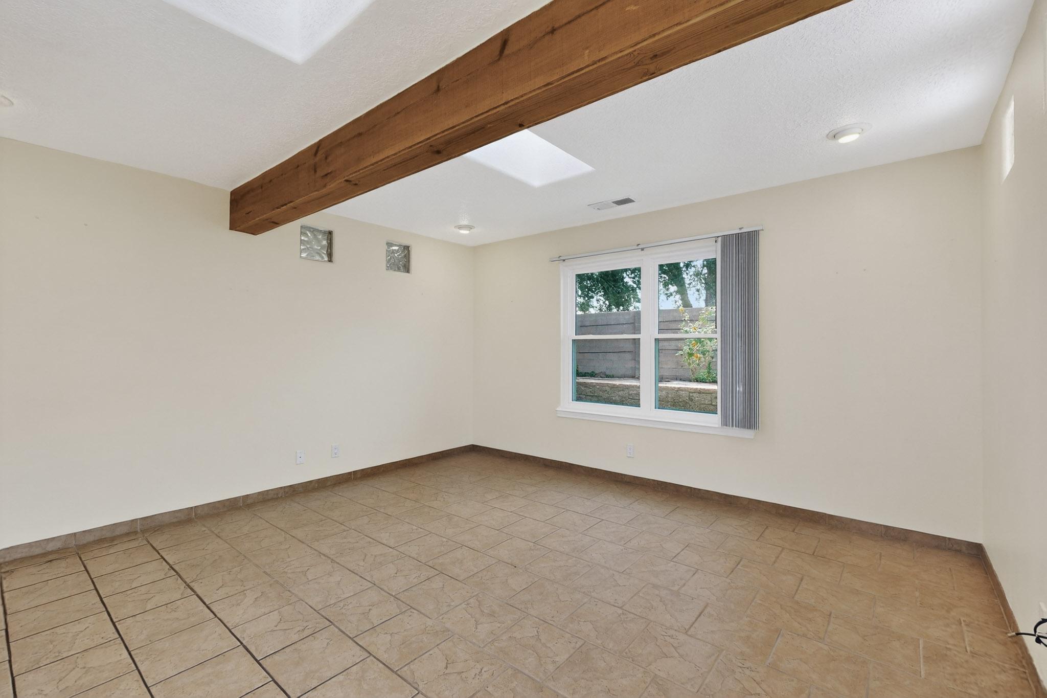 4333 SNOW HEIGHTS Circle SE