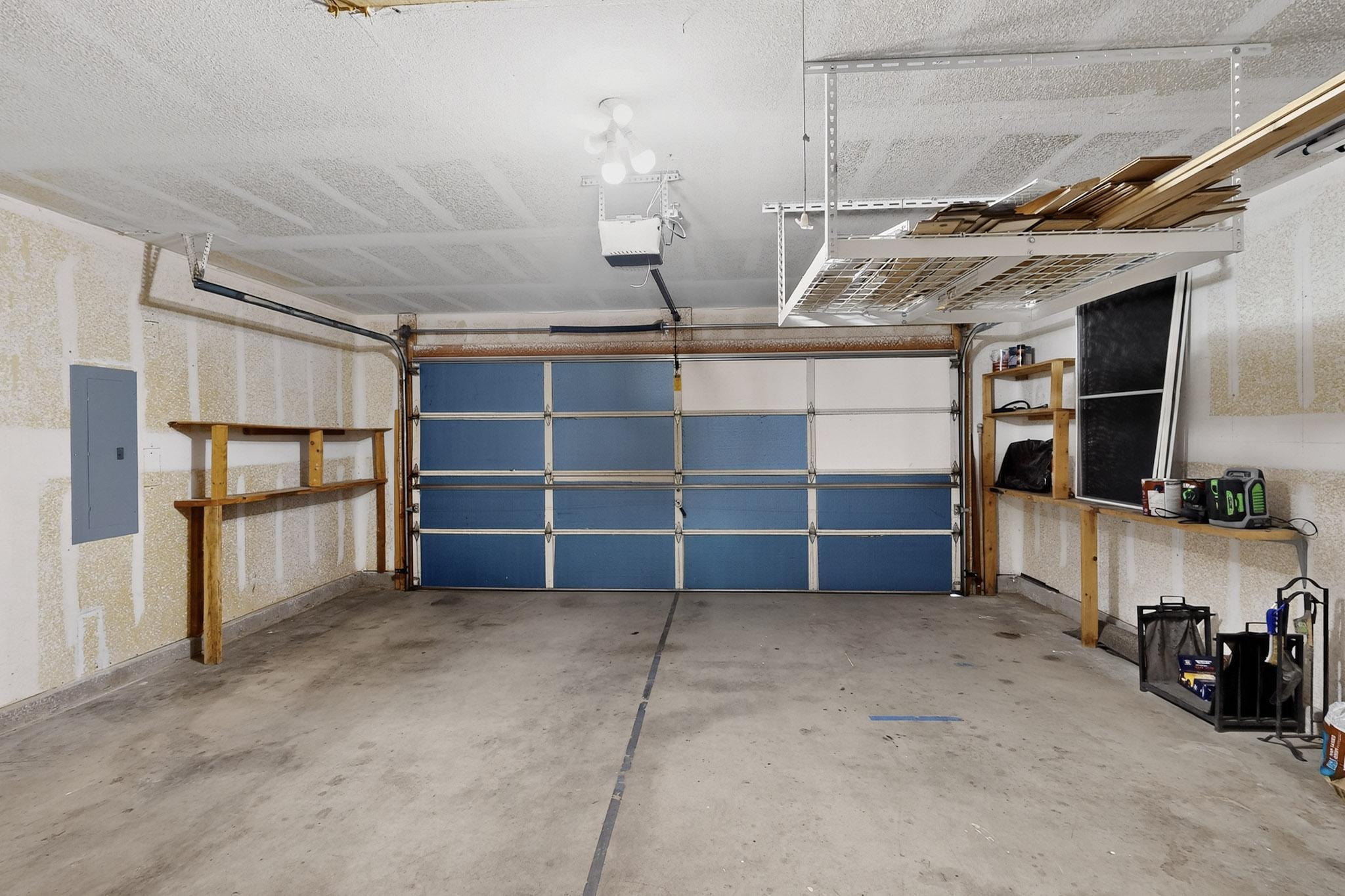 4333 SNOW HEIGHTS Circle SE