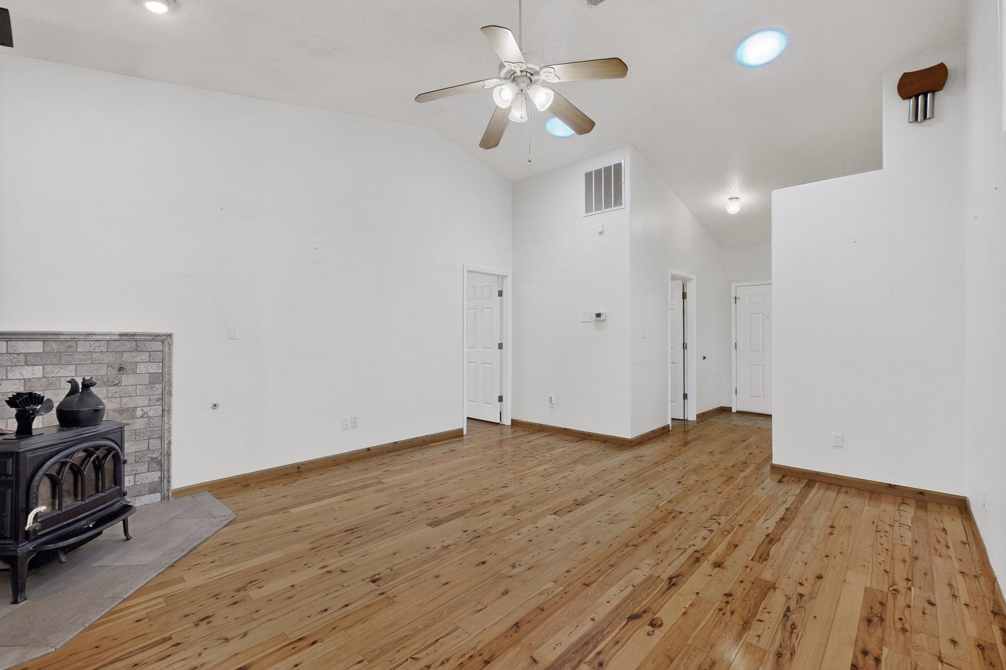 4333 SNOW HEIGHTS Circle SE