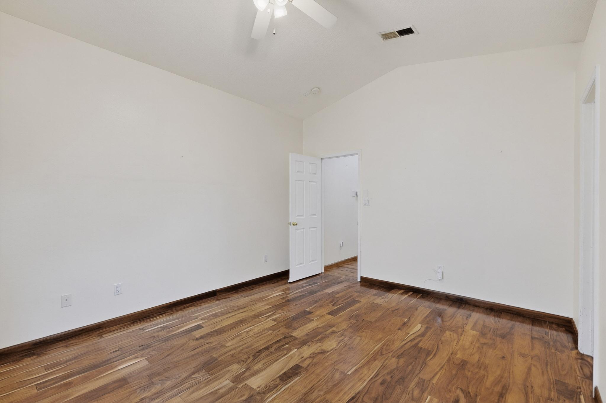 4333 SNOW HEIGHTS Circle SE