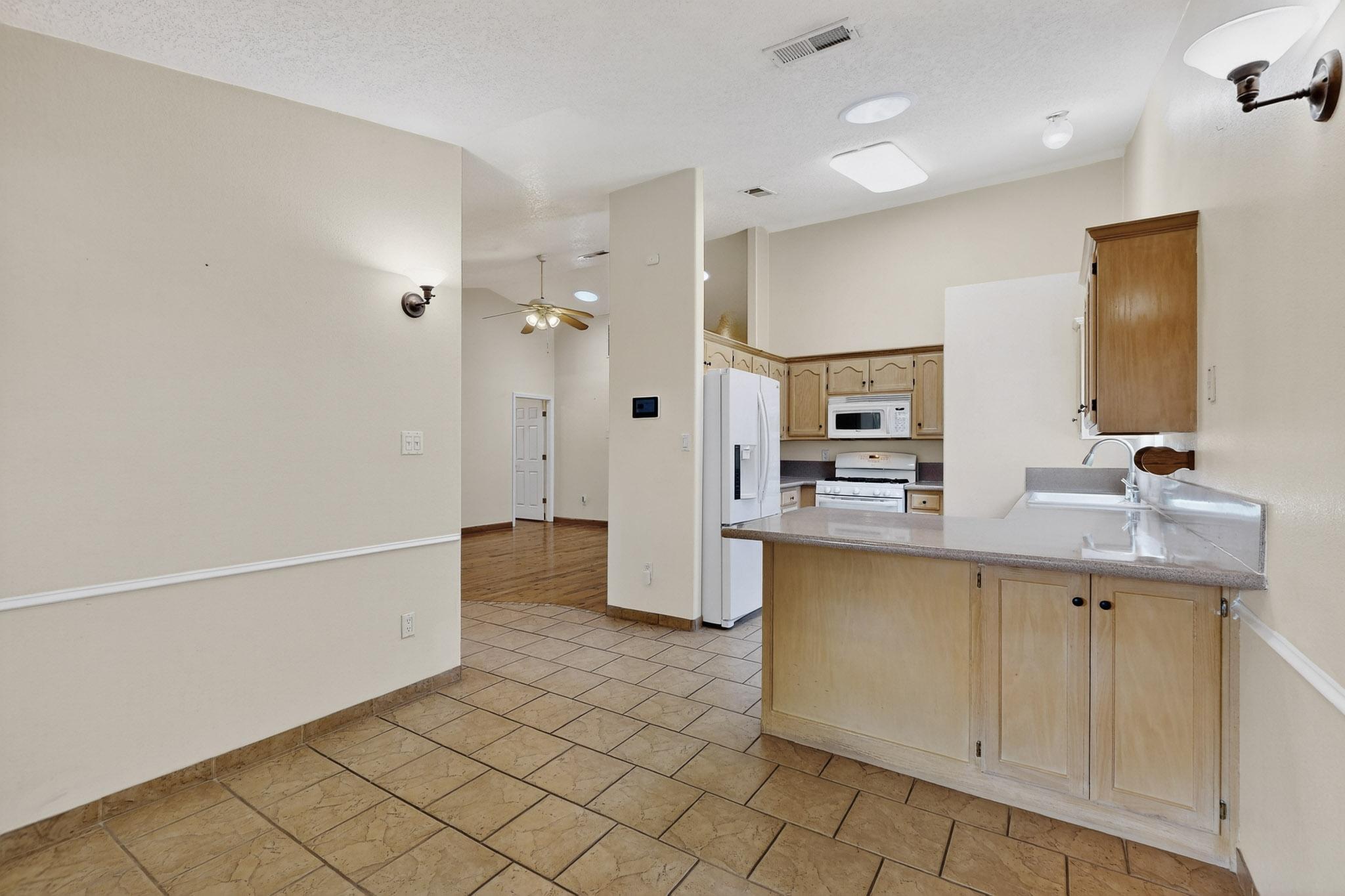 4333 SNOW HEIGHTS Circle SE