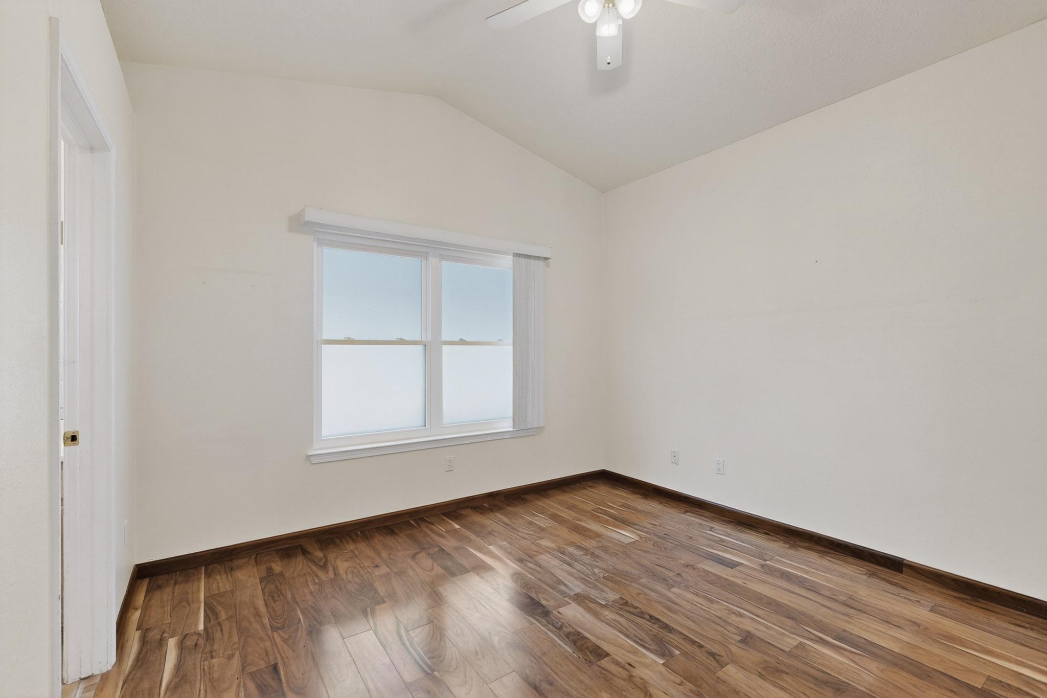 4333 SNOW HEIGHTS Circle SE