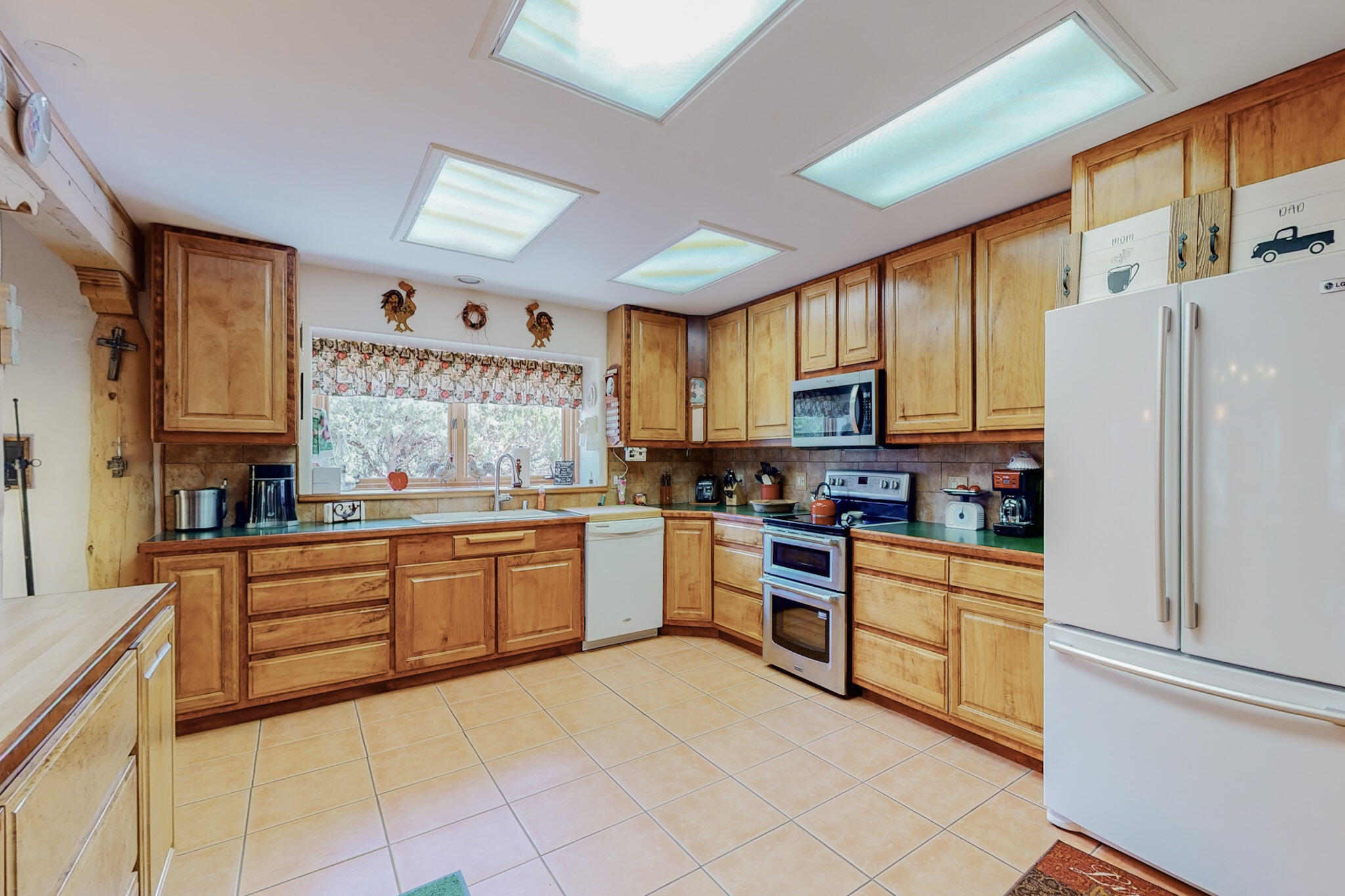 112 TEN PINES Road