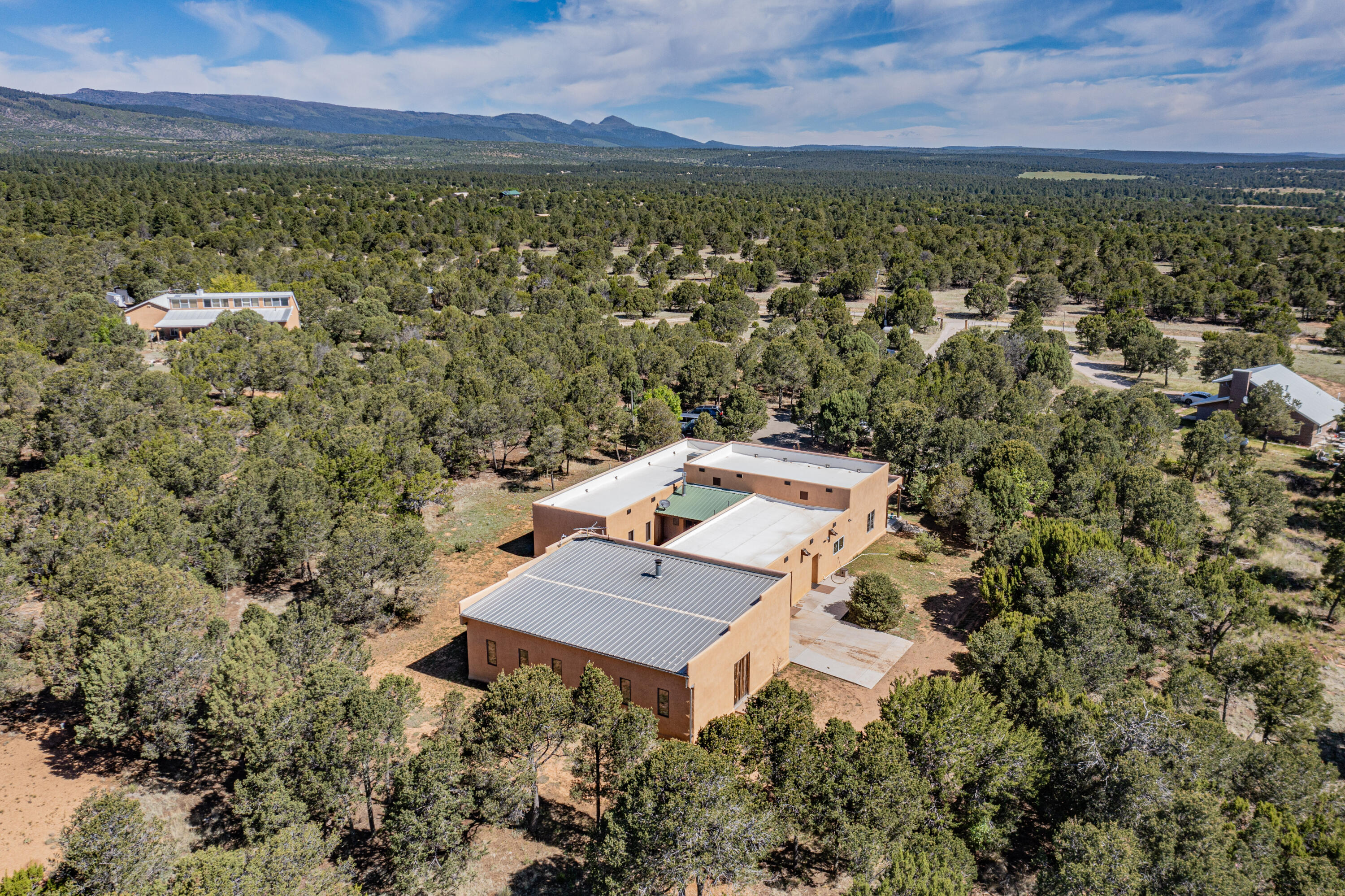 112 TEN PINES Road