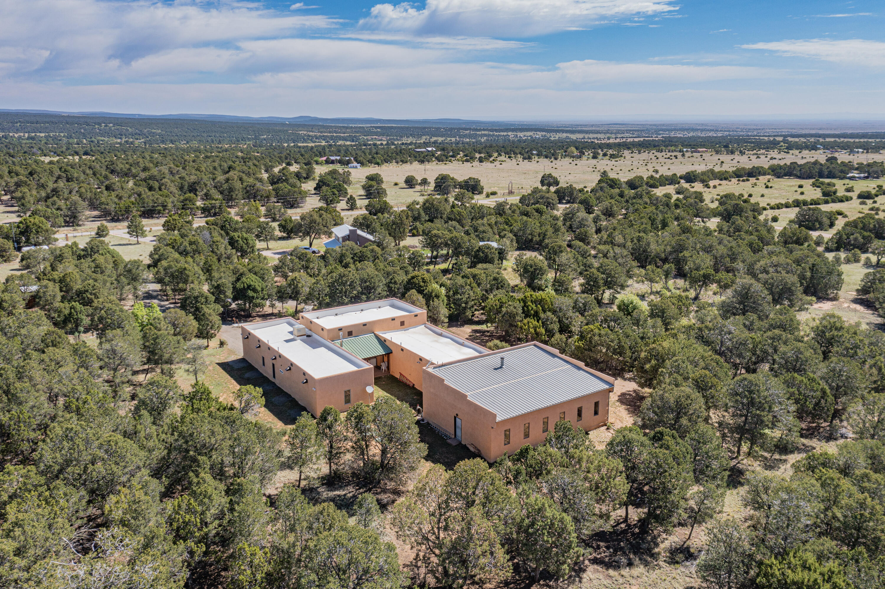 112 TEN PINES Road