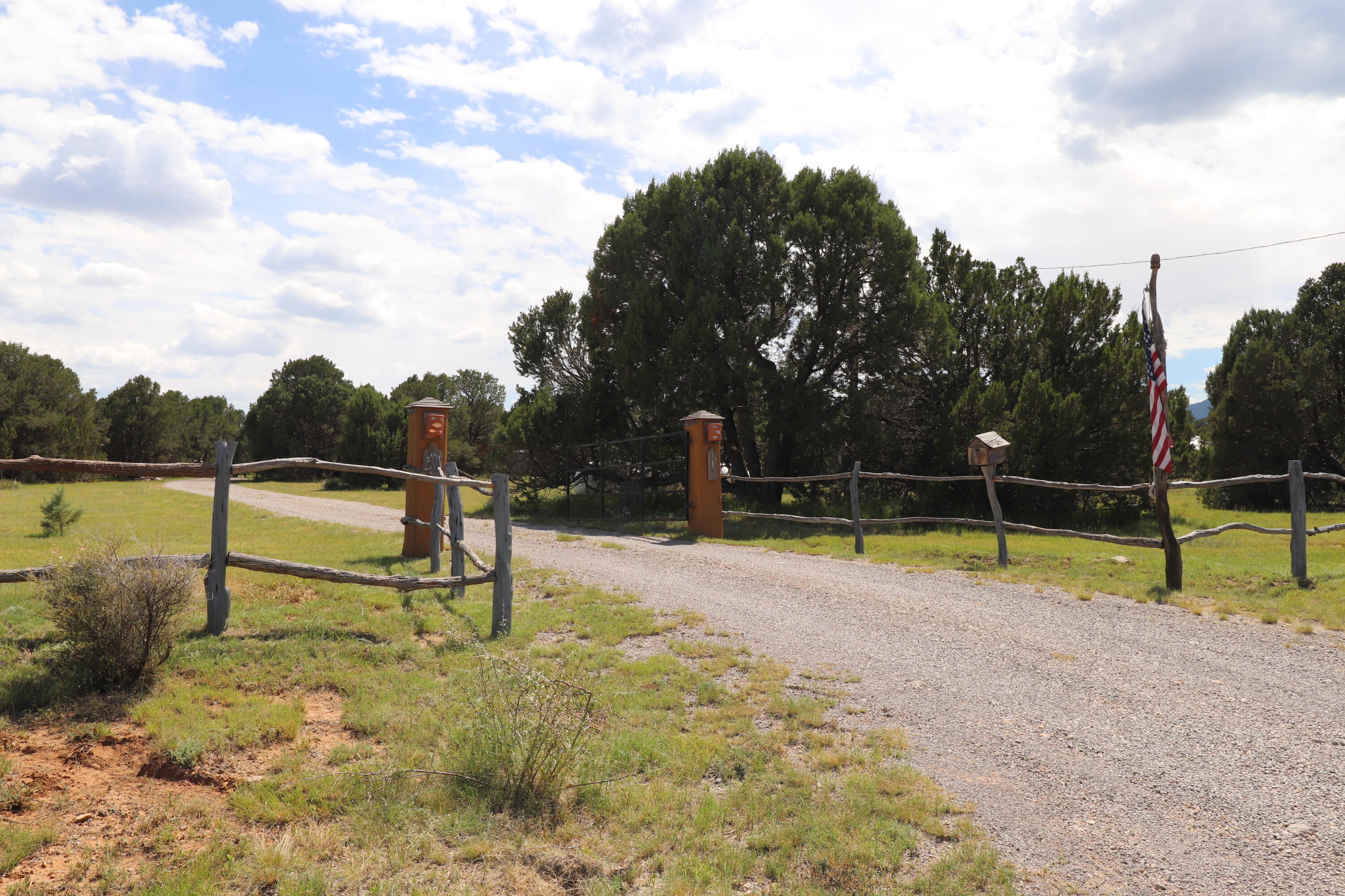 112 TEN PINES Road
