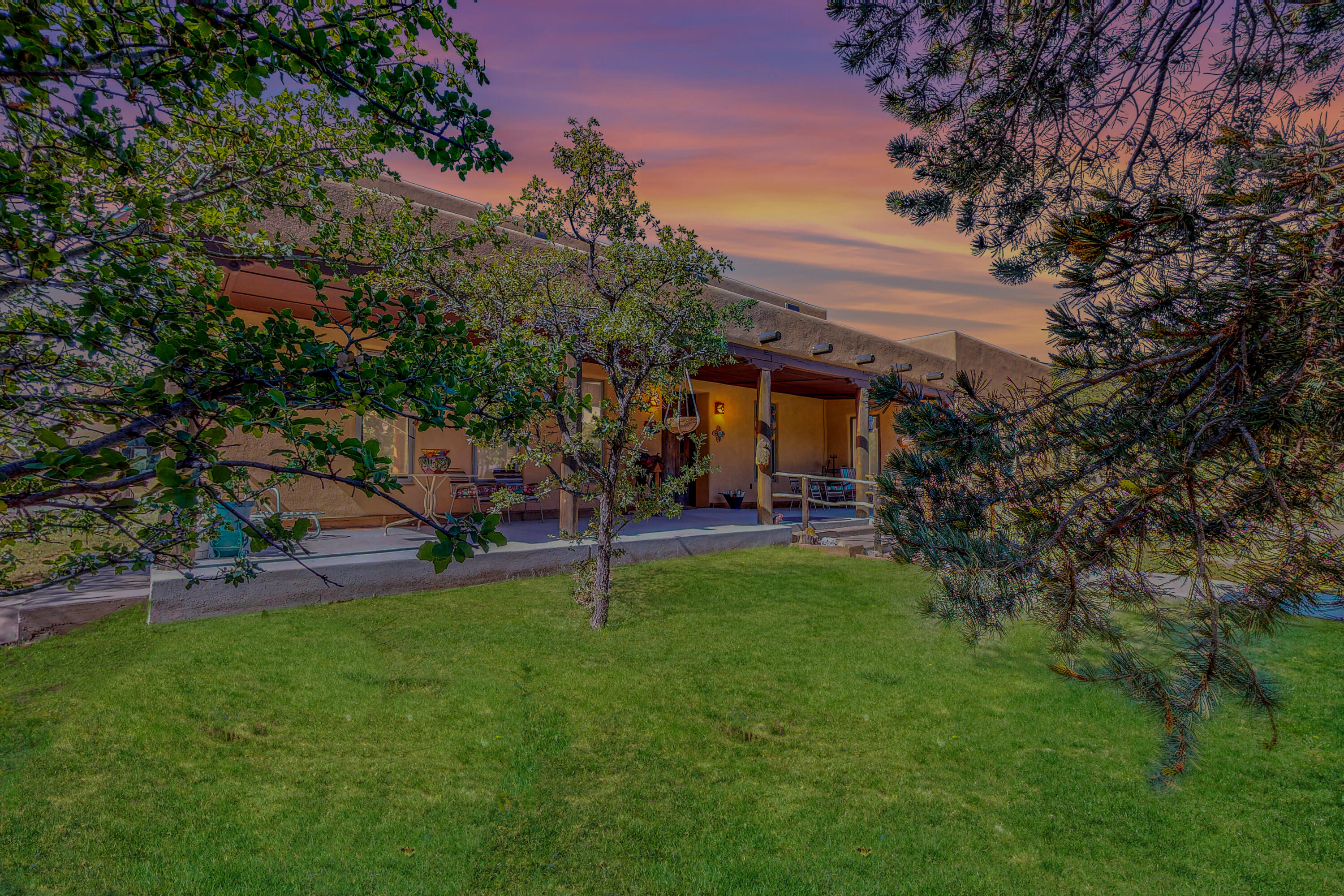 112 TEN PINES Road