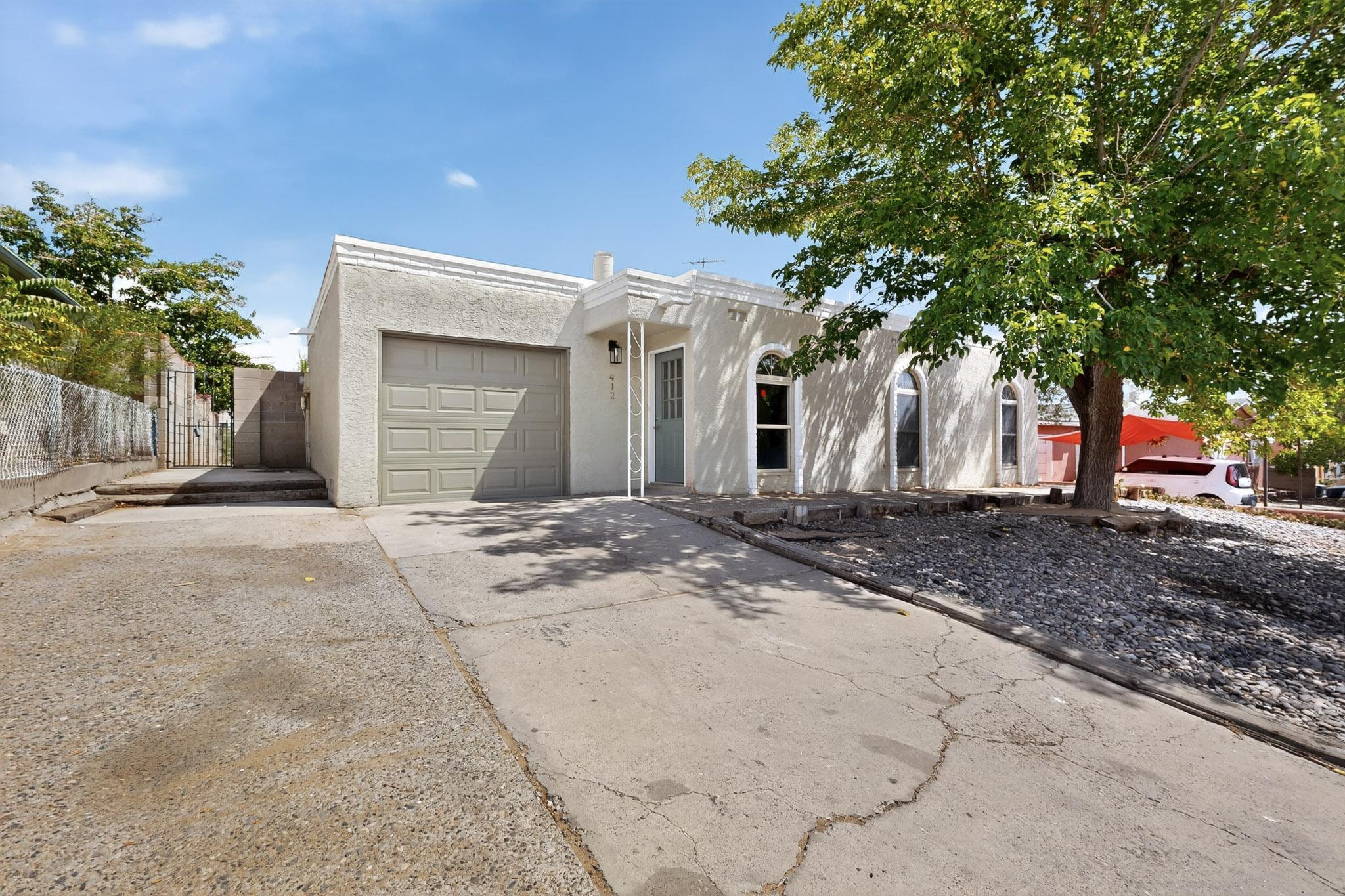 412 SESAME Street SW