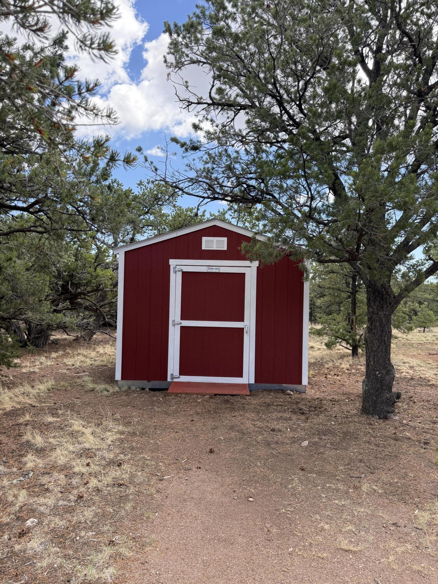 47 HORSE PEAK Trail