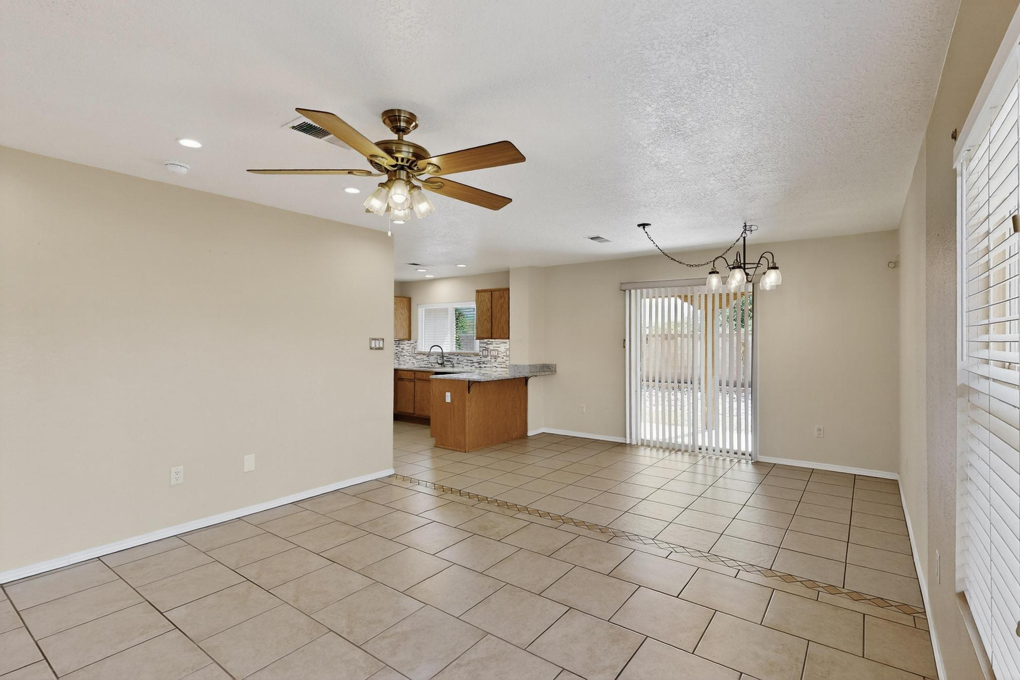 9325 VISTA CLARA Loop NW