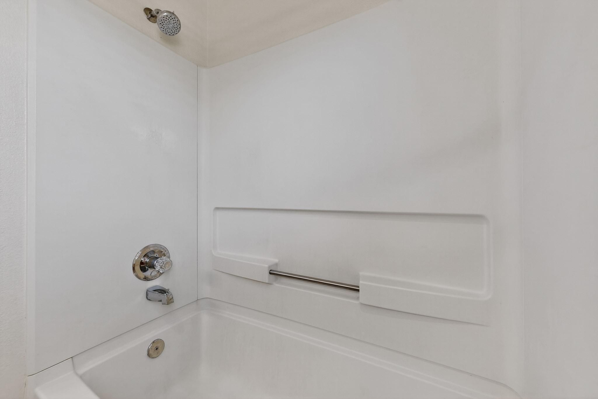 9325 VISTA CLARA Loop NW