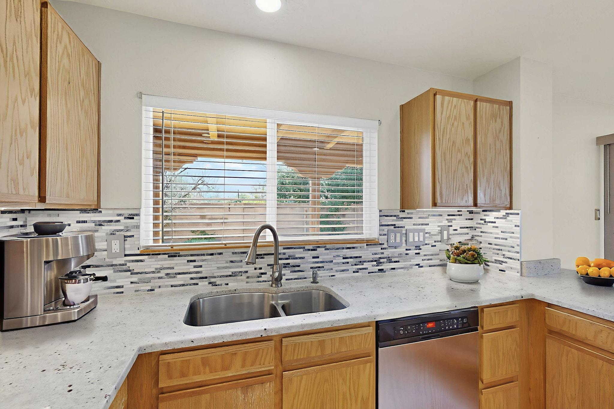 9325 VISTA CLARA Loop NW