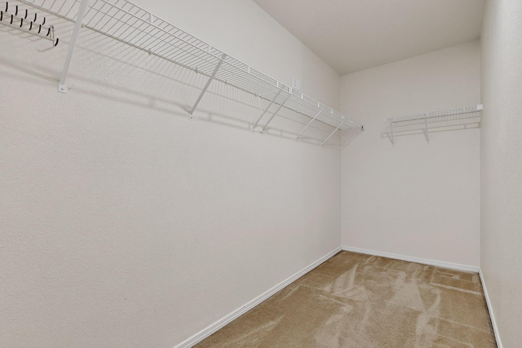 9325 VISTA CLARA Loop NW