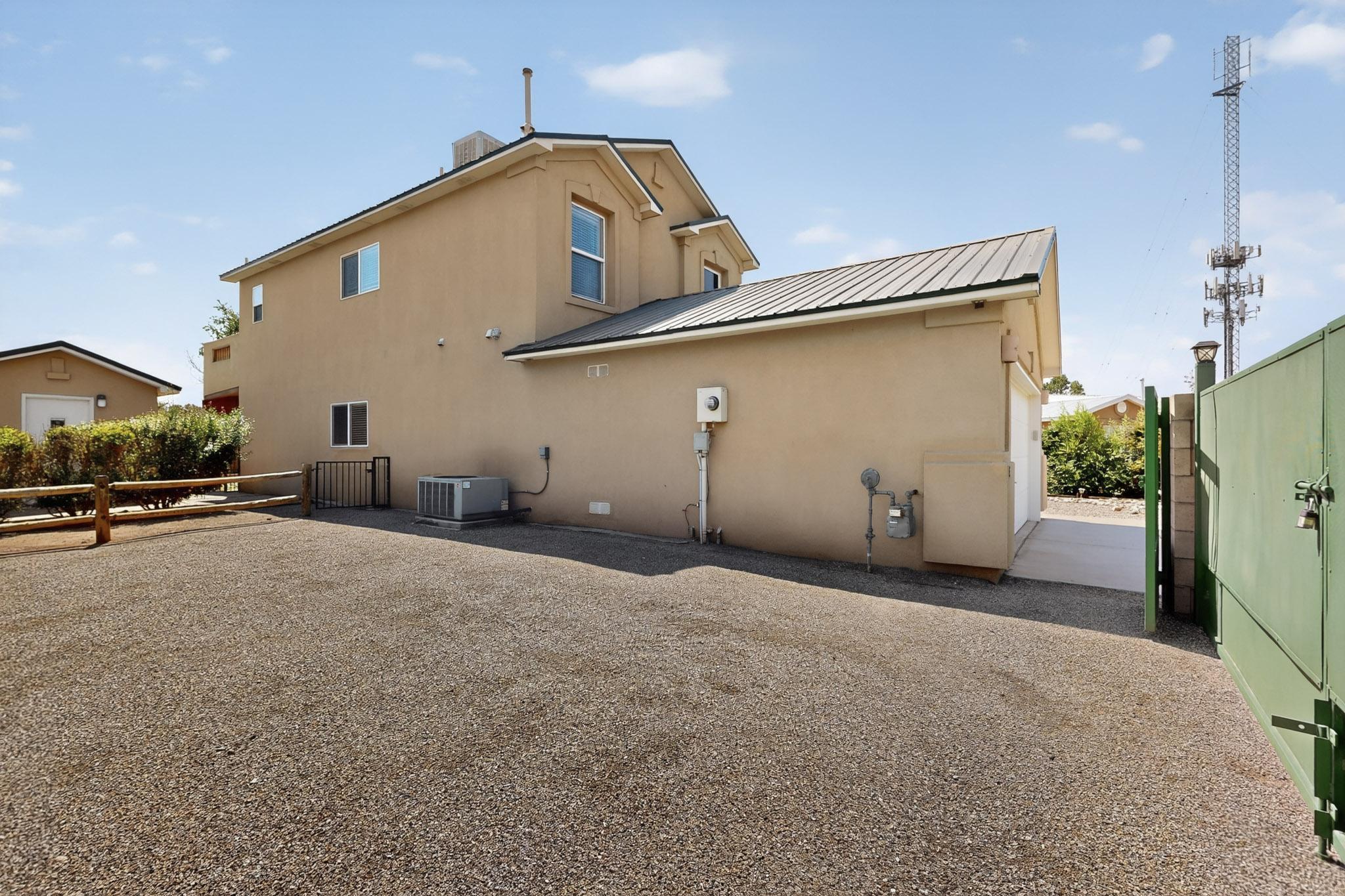 9325 VISTA CLARA Loop NW