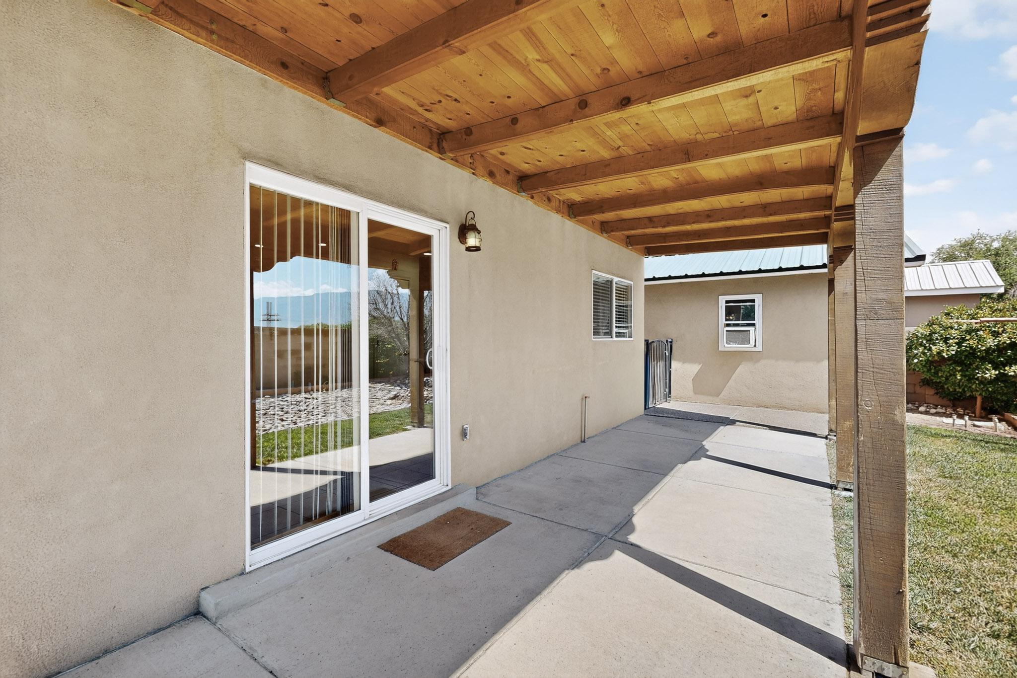 9325 VISTA CLARA Loop NW