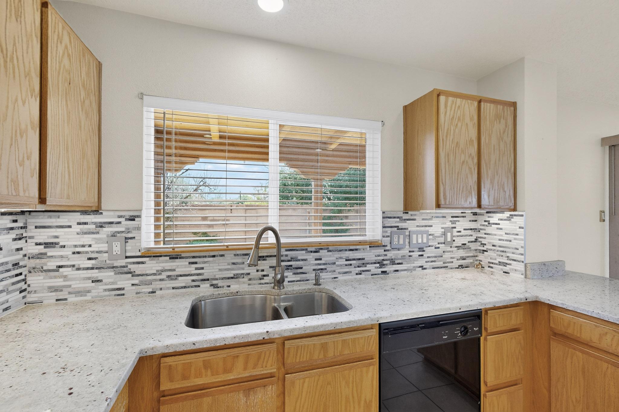 9325 VISTA CLARA Loop NW