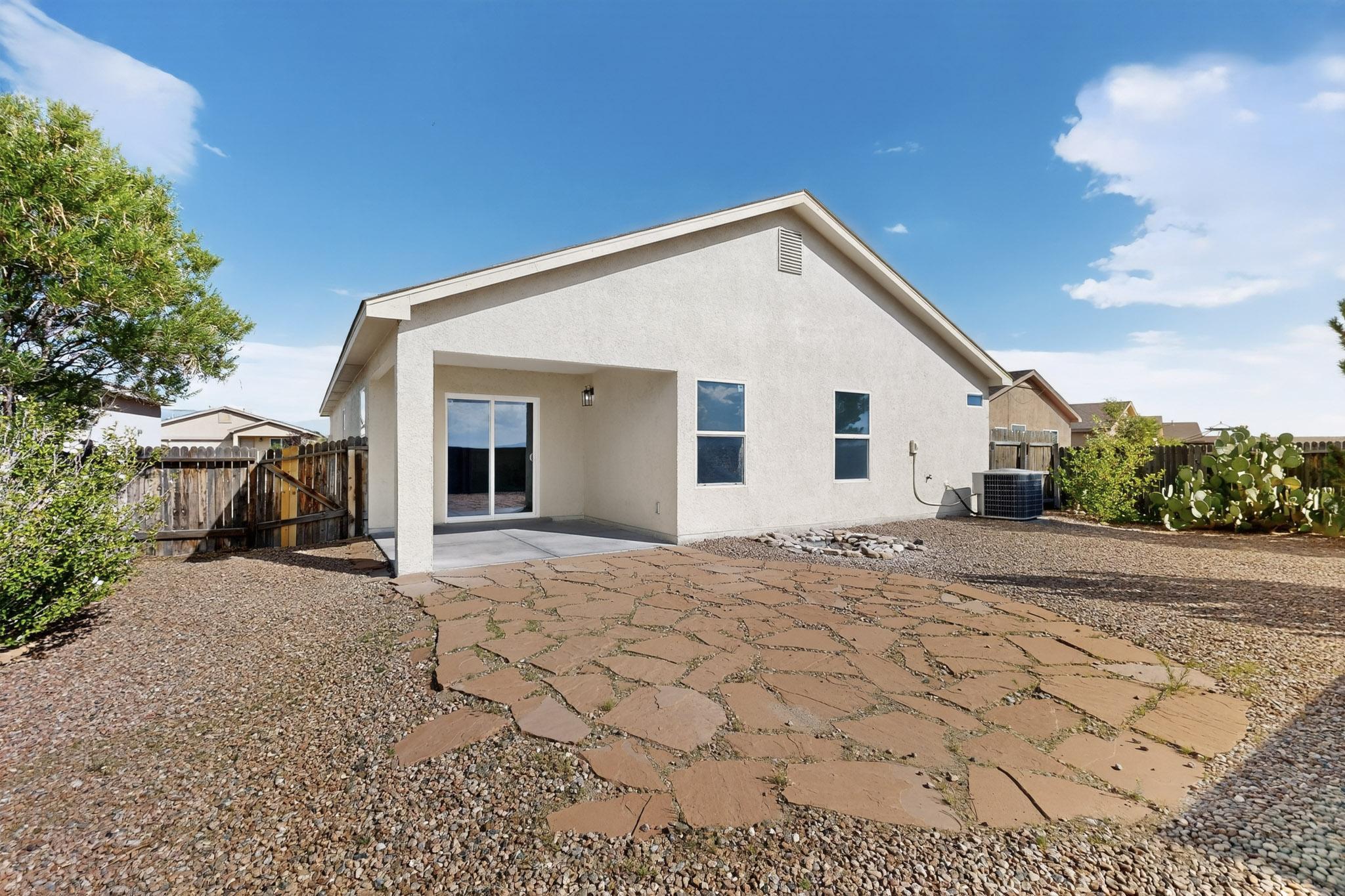 26 TOME VISTA Drive