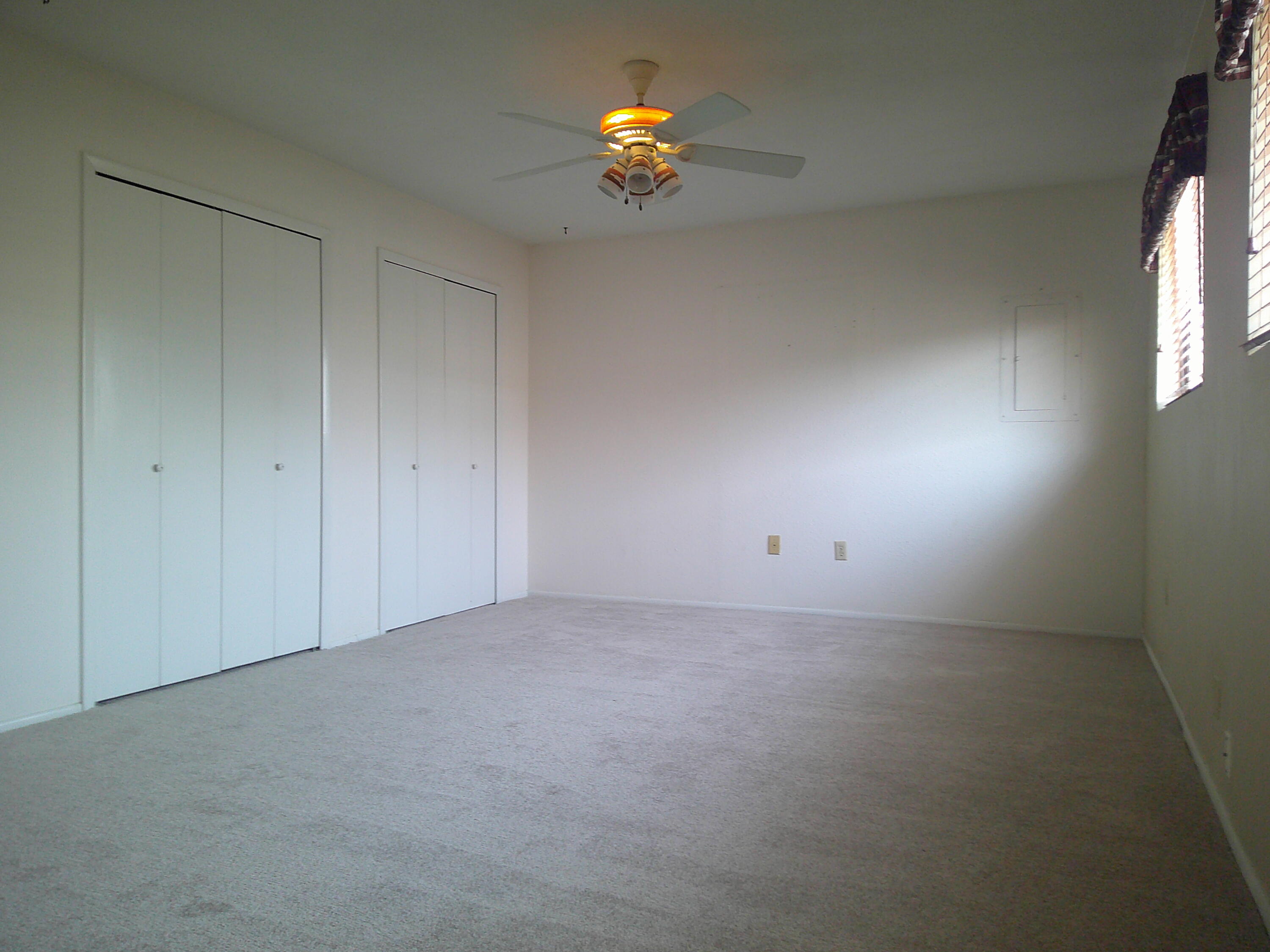 10105 MALAGUENA Lane NE