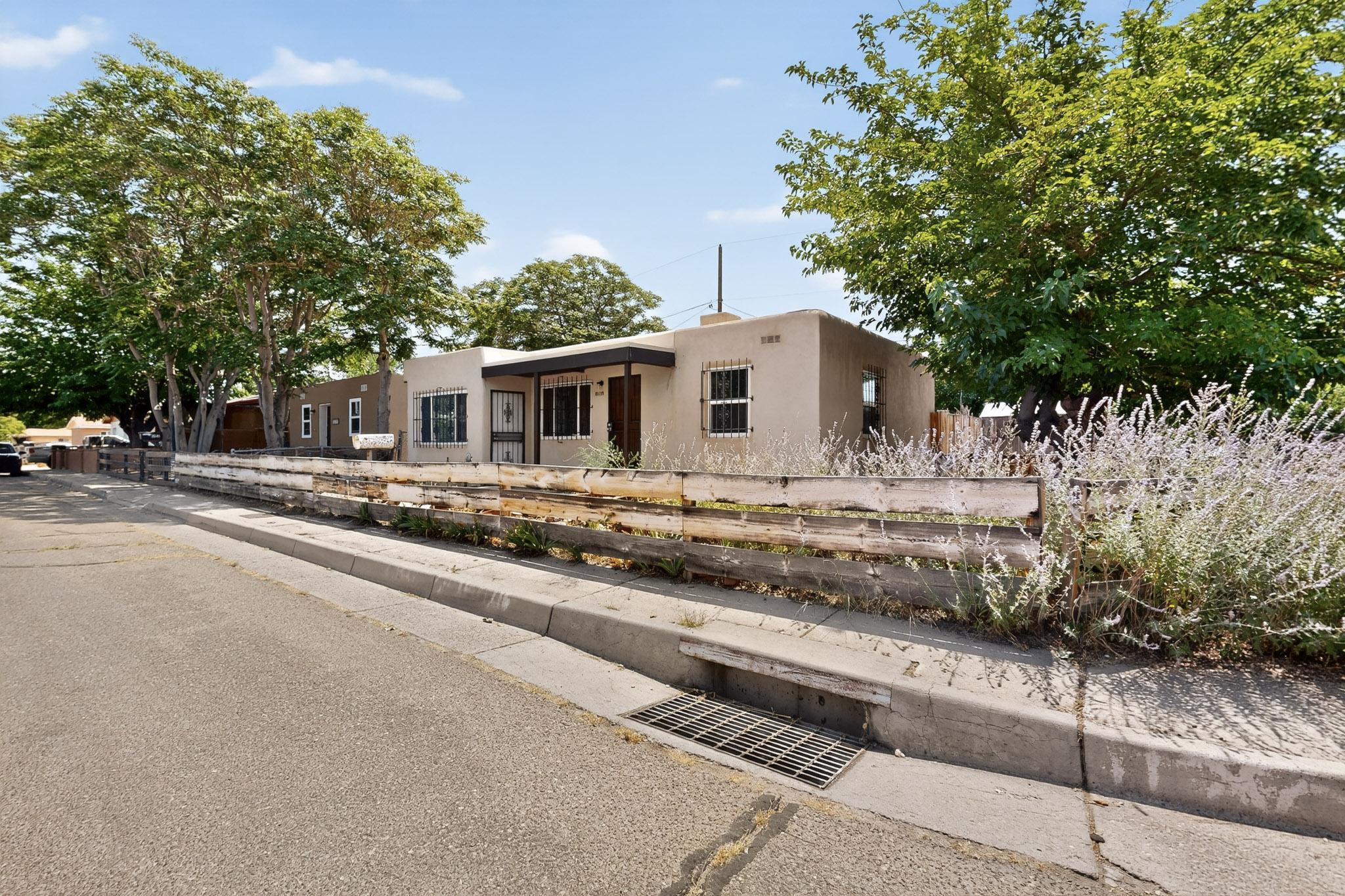 3552 UTE Road NW