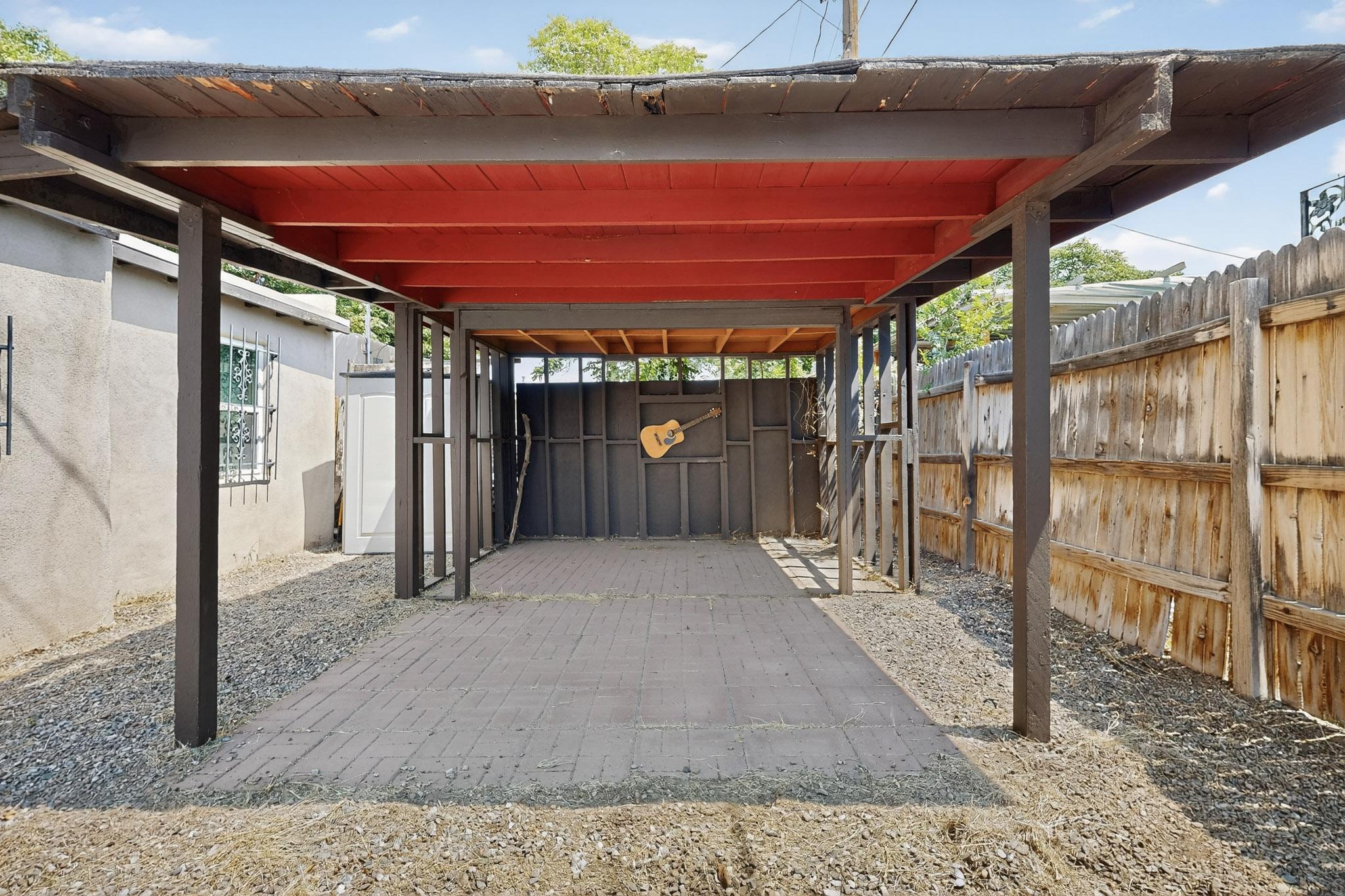 3552 UTE Road NW