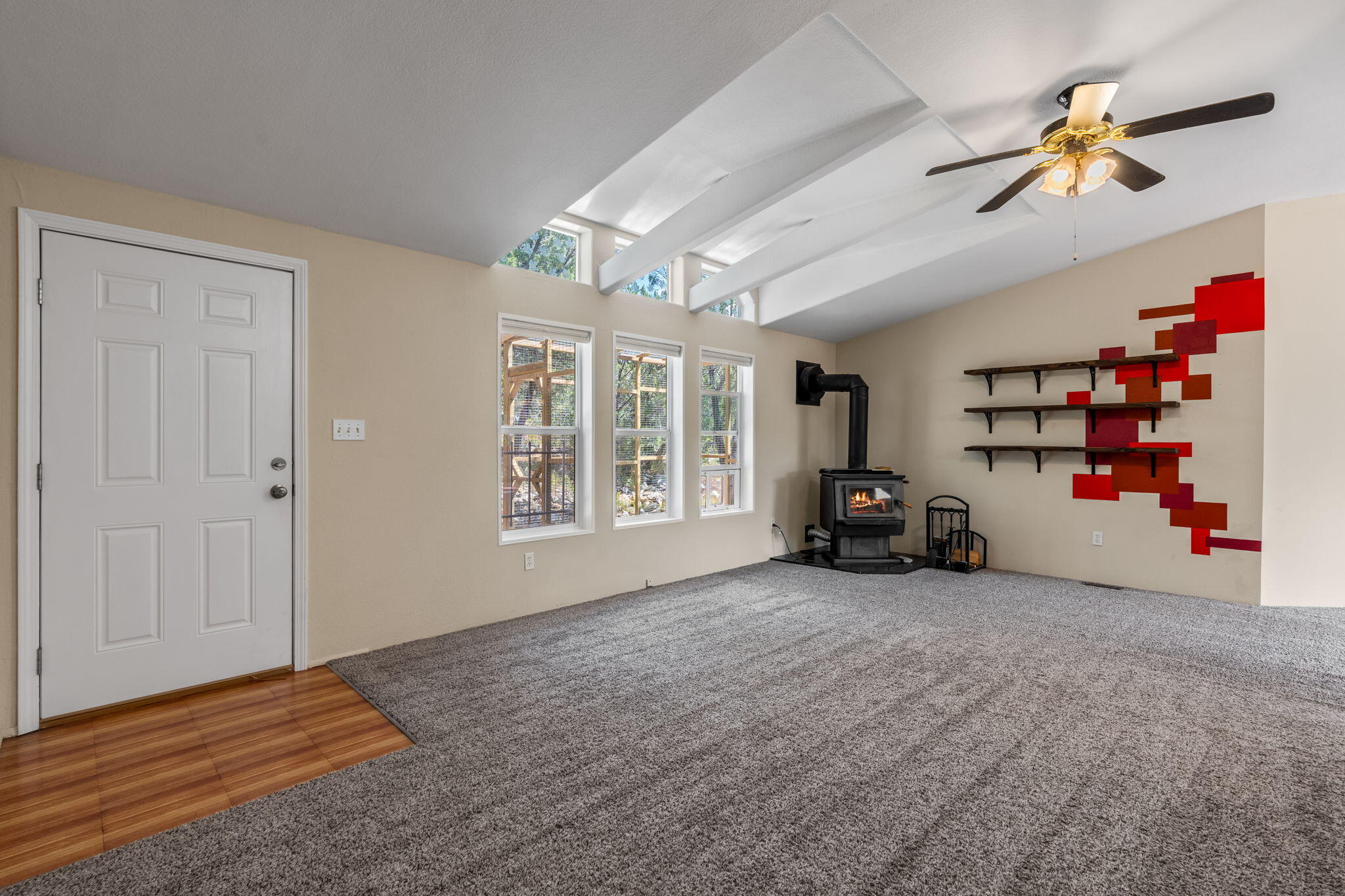 86 CANYON Road