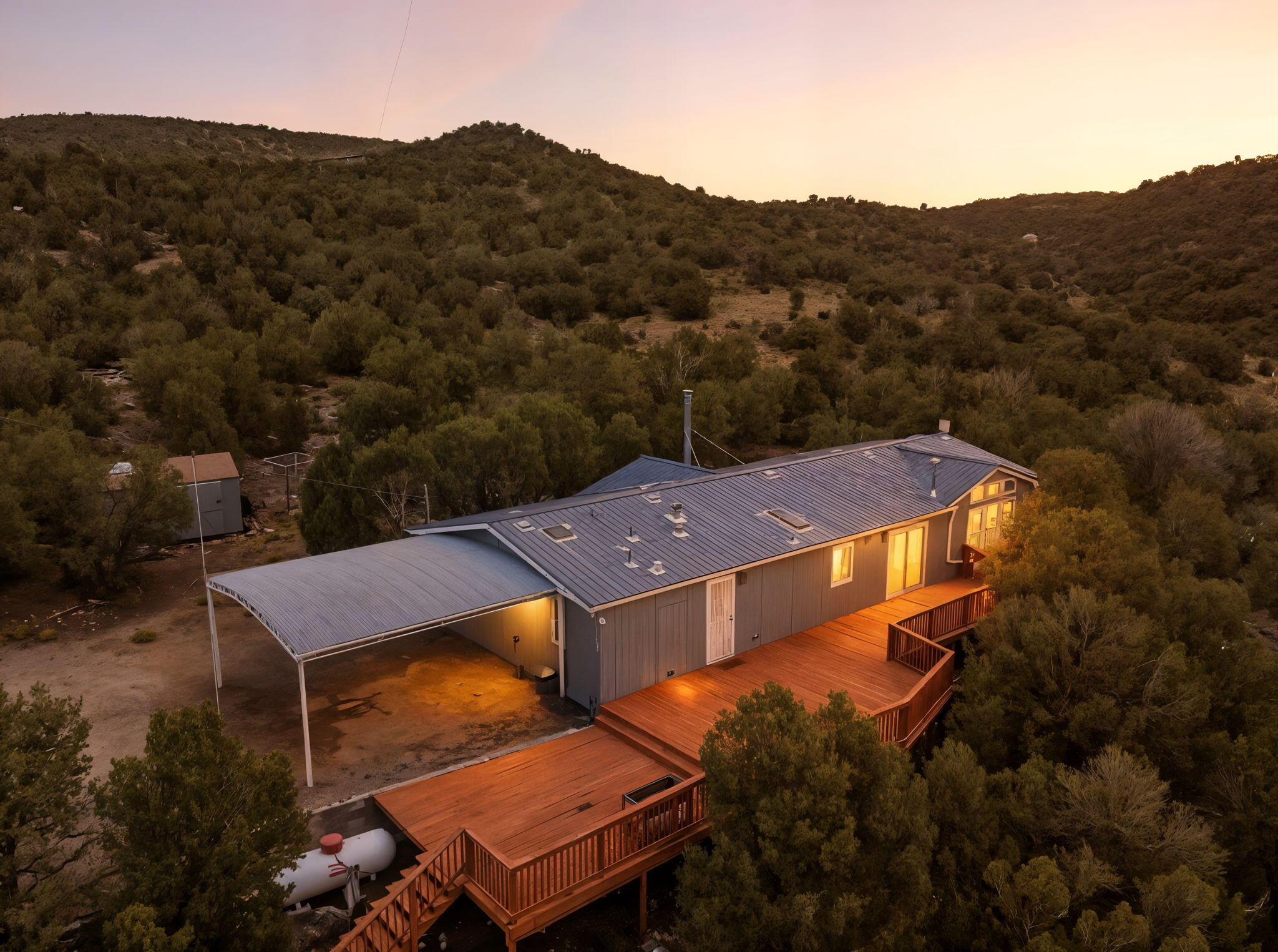 86 CANYON Road