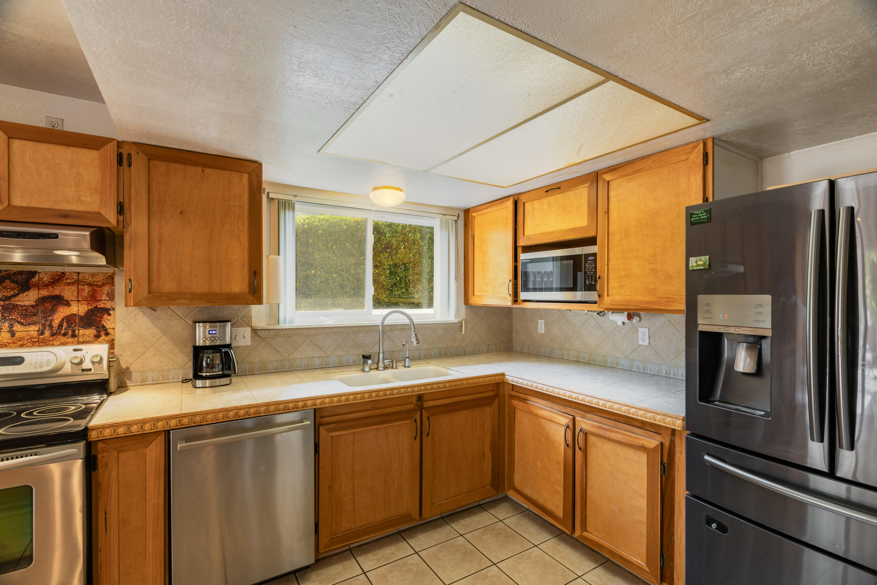 10817 LOWE Street NE