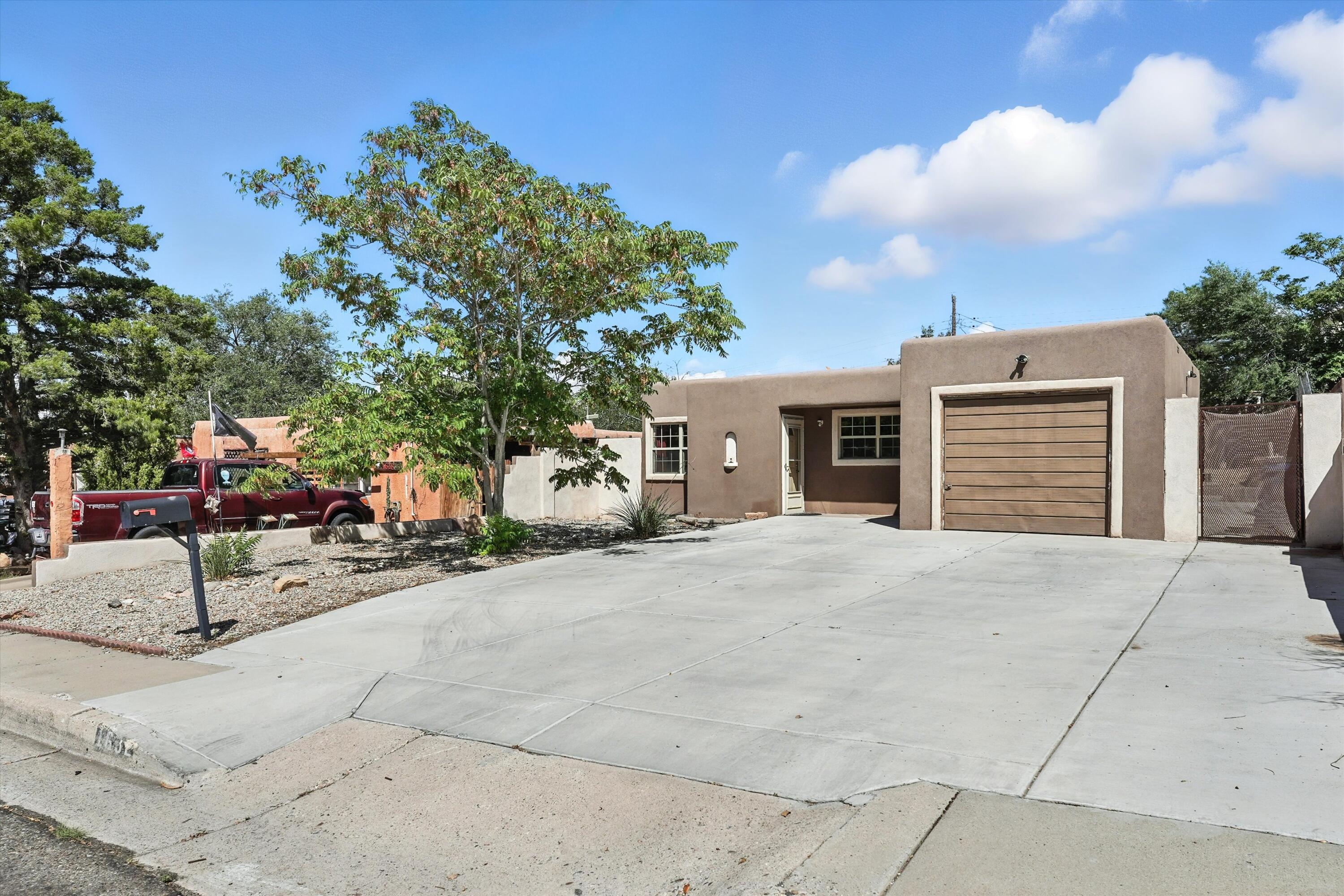 1632 Columbia Drive SE