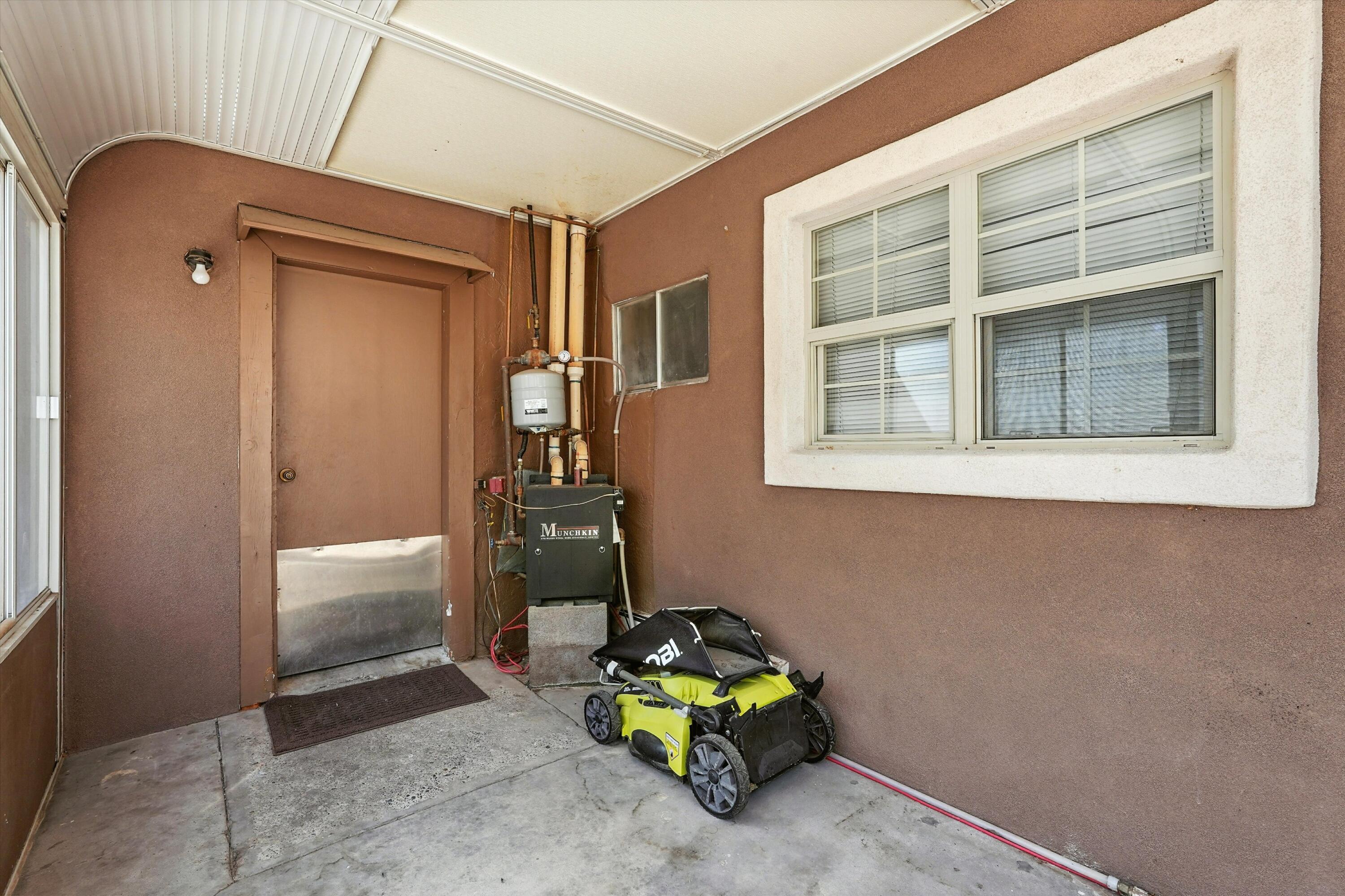 1632 Columbia Drive SE