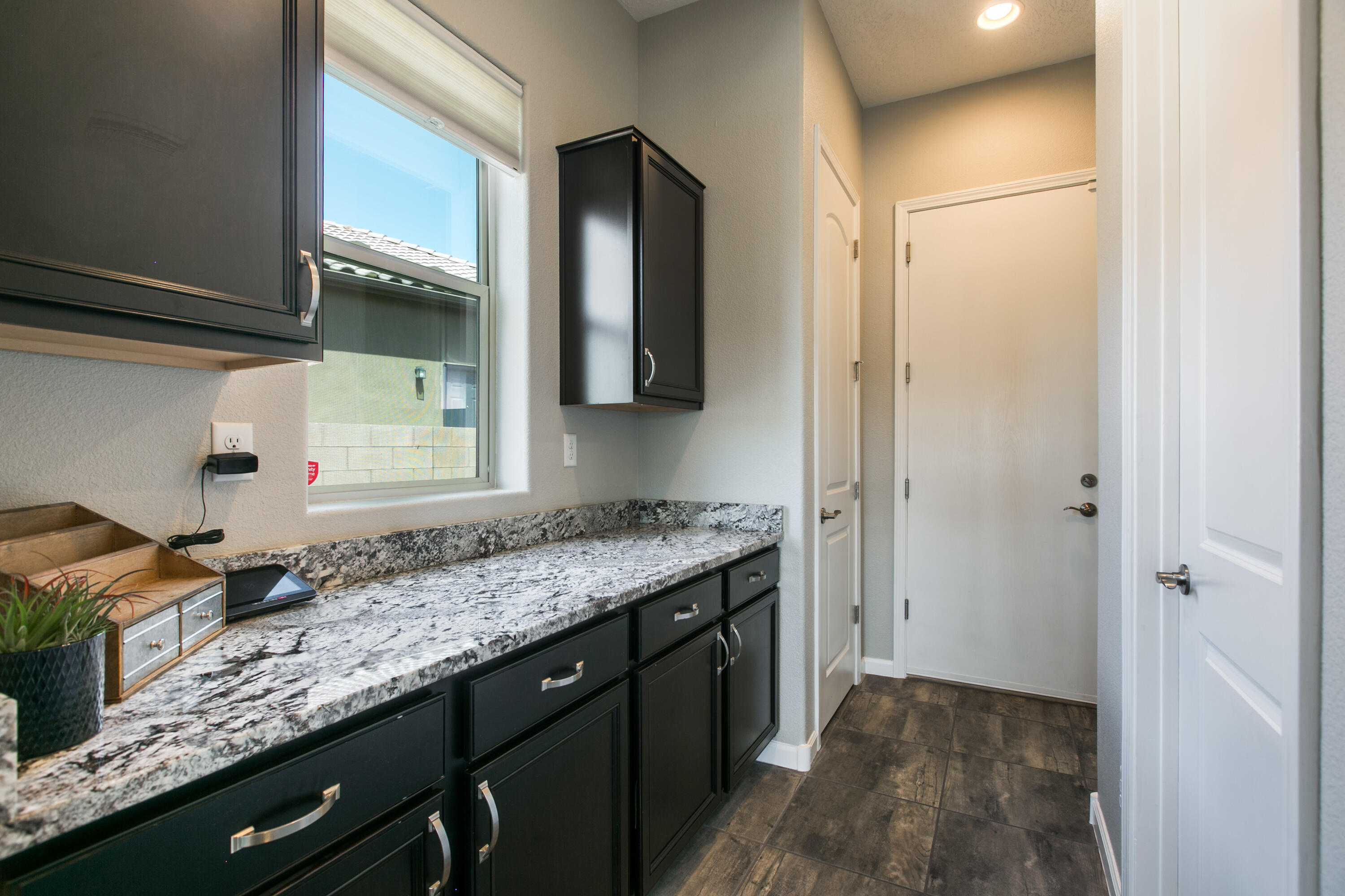 9232 WIND CAVES Way NW