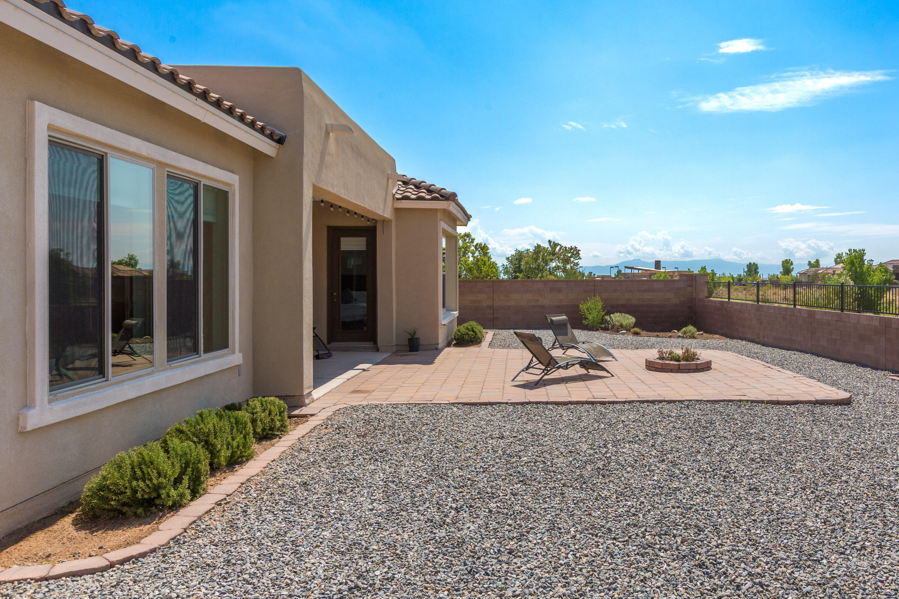 9232 WIND CAVES Way NW