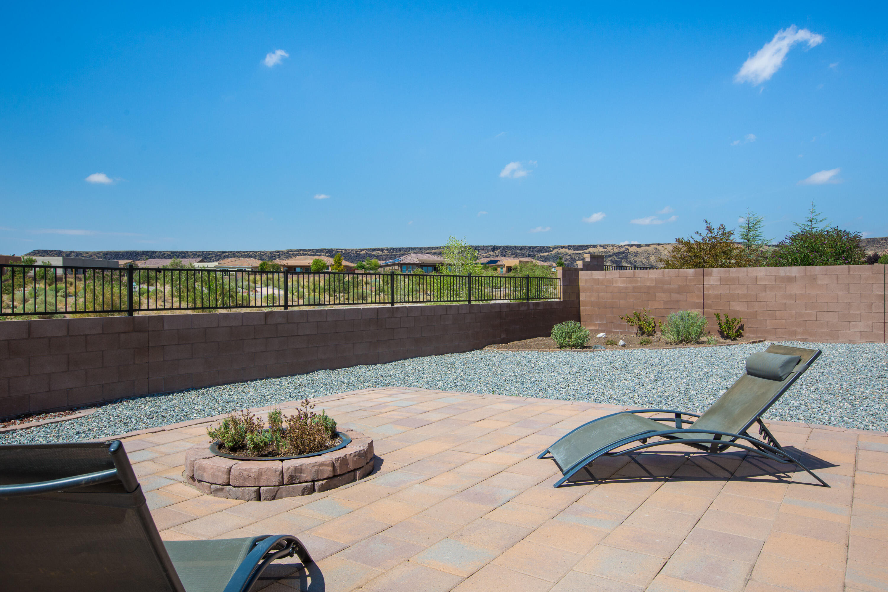 9232 WIND CAVES Way NW