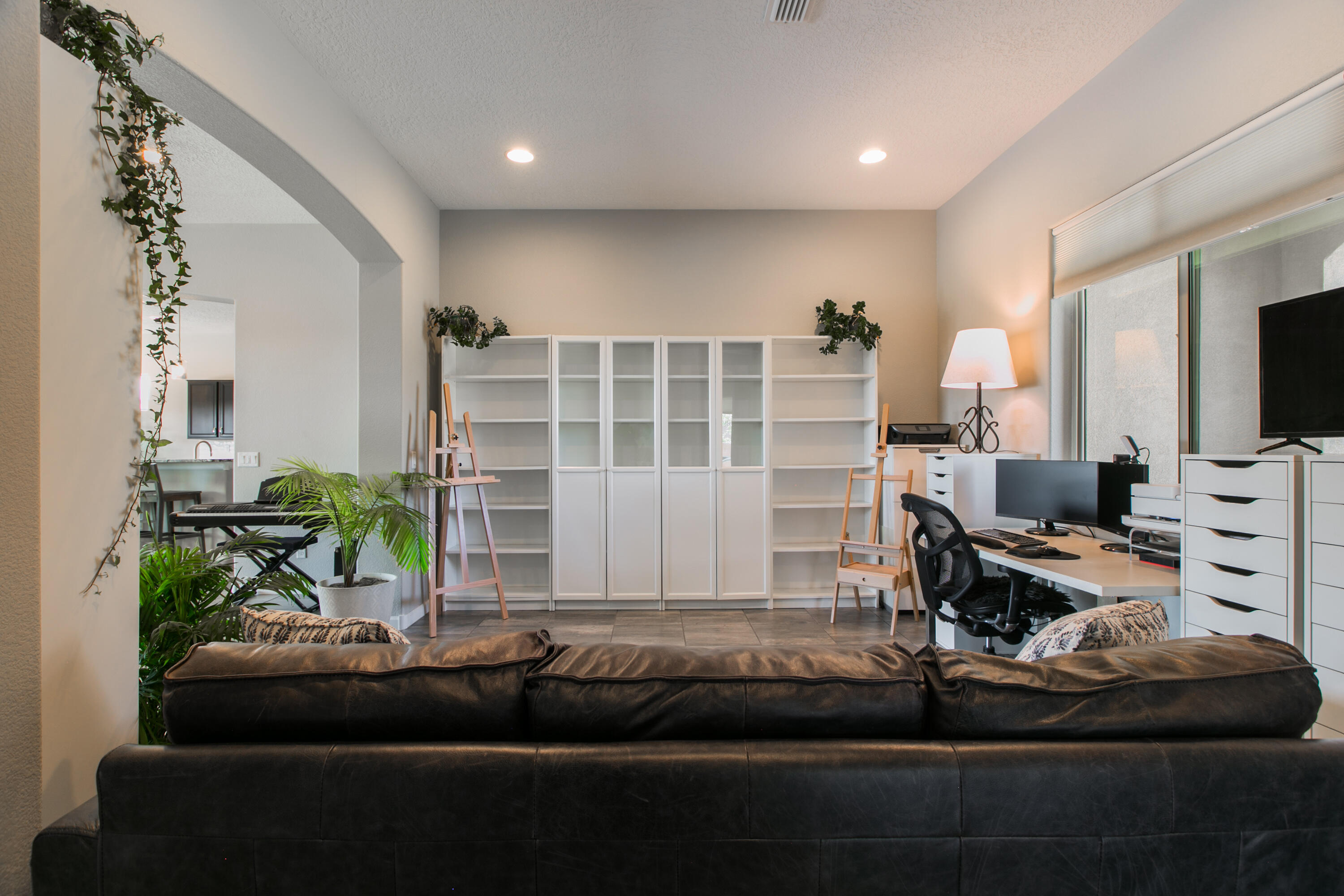 9232 WIND CAVES Way NW